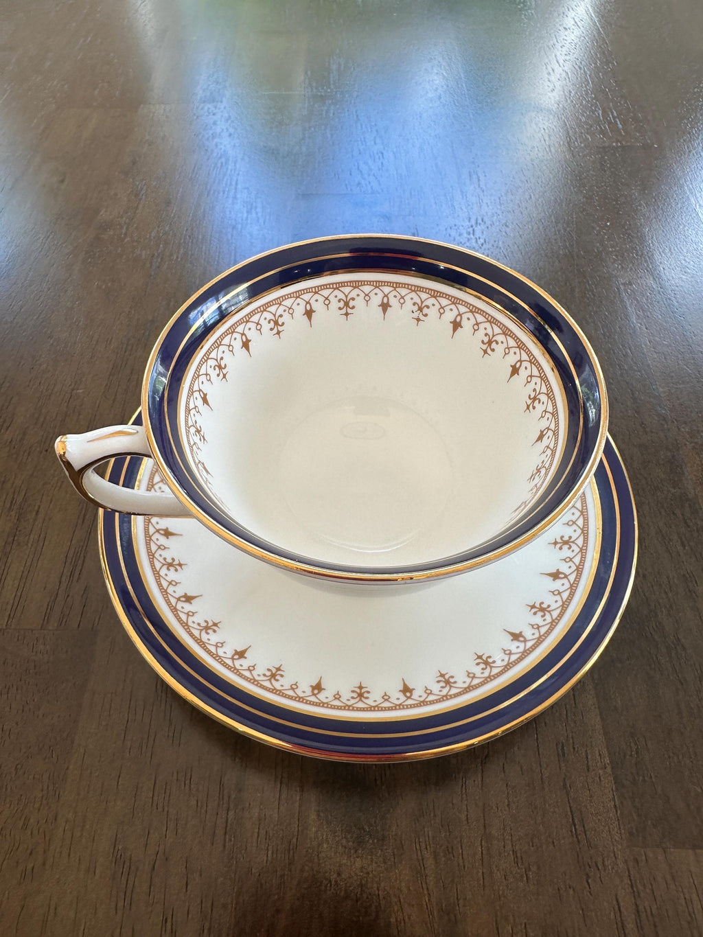 3 Aynsley Leighton Teacups and Saucers