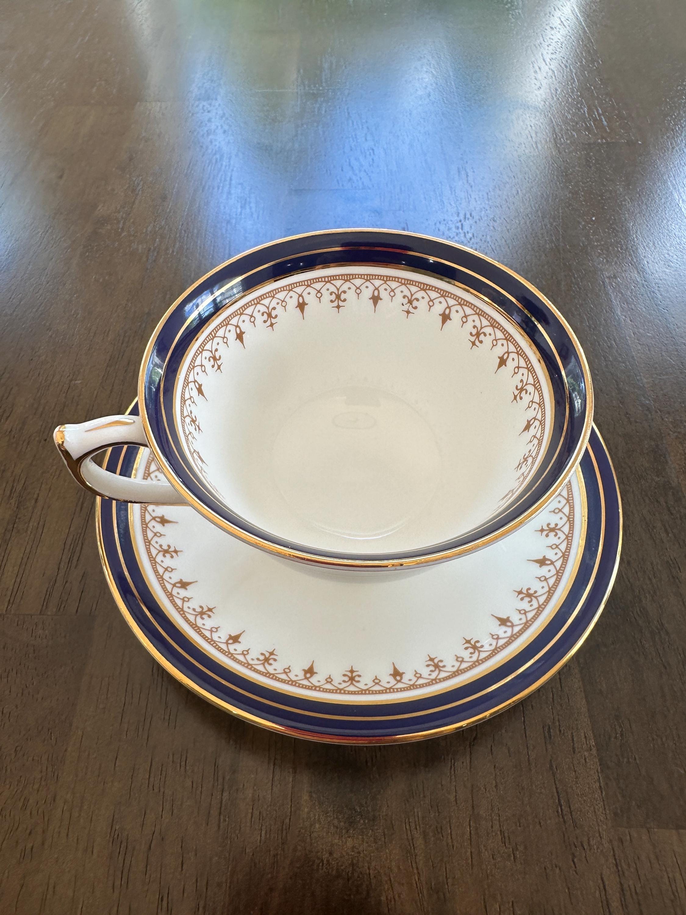 3 Aynsley Leighton Teacups and Saucers