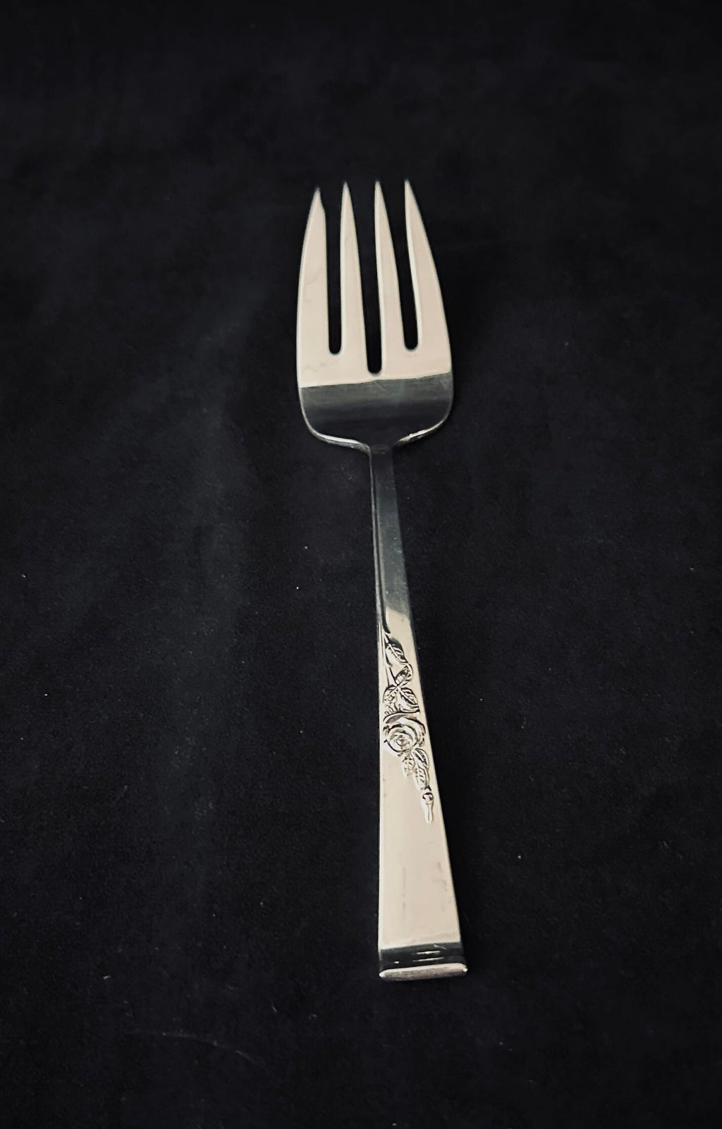 Reed and Barton Classic Rose Serving Fork