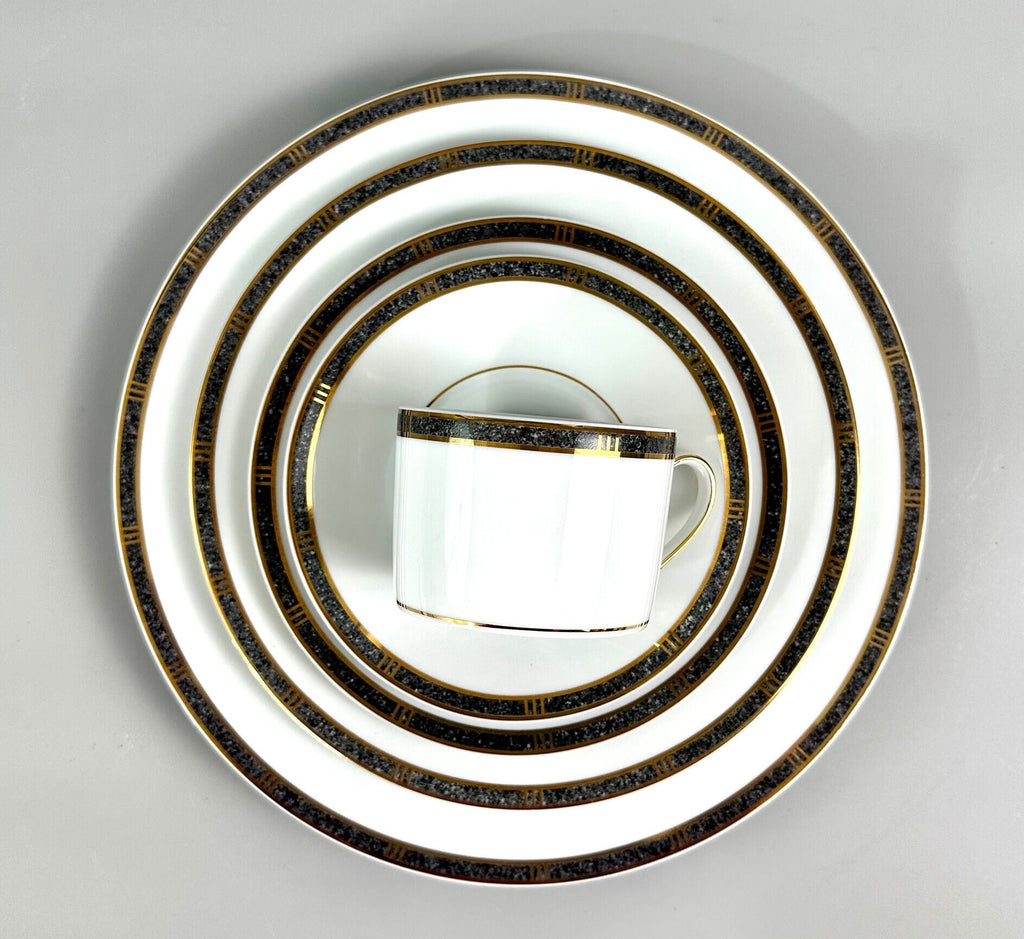 Place Settings of Bernardaud Antinea Anthracite