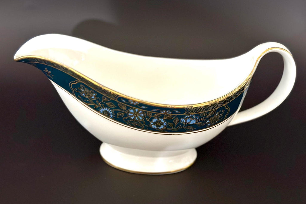 Royal Doulton Carlyle Gravyboat