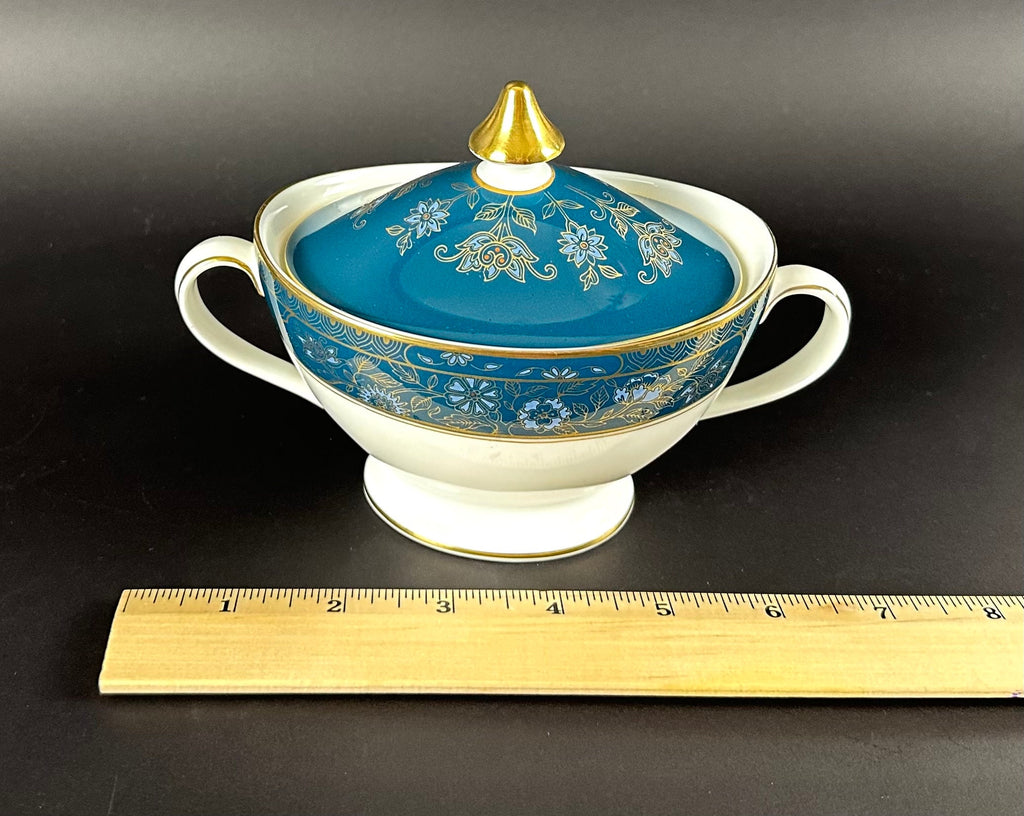 Royal Doulton Sugar Bowl & Lid Carlye