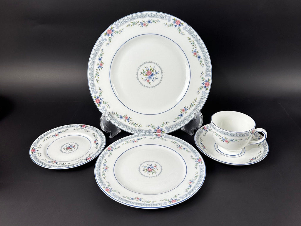 Wedgwood Rosedale Five Piece Place Setting