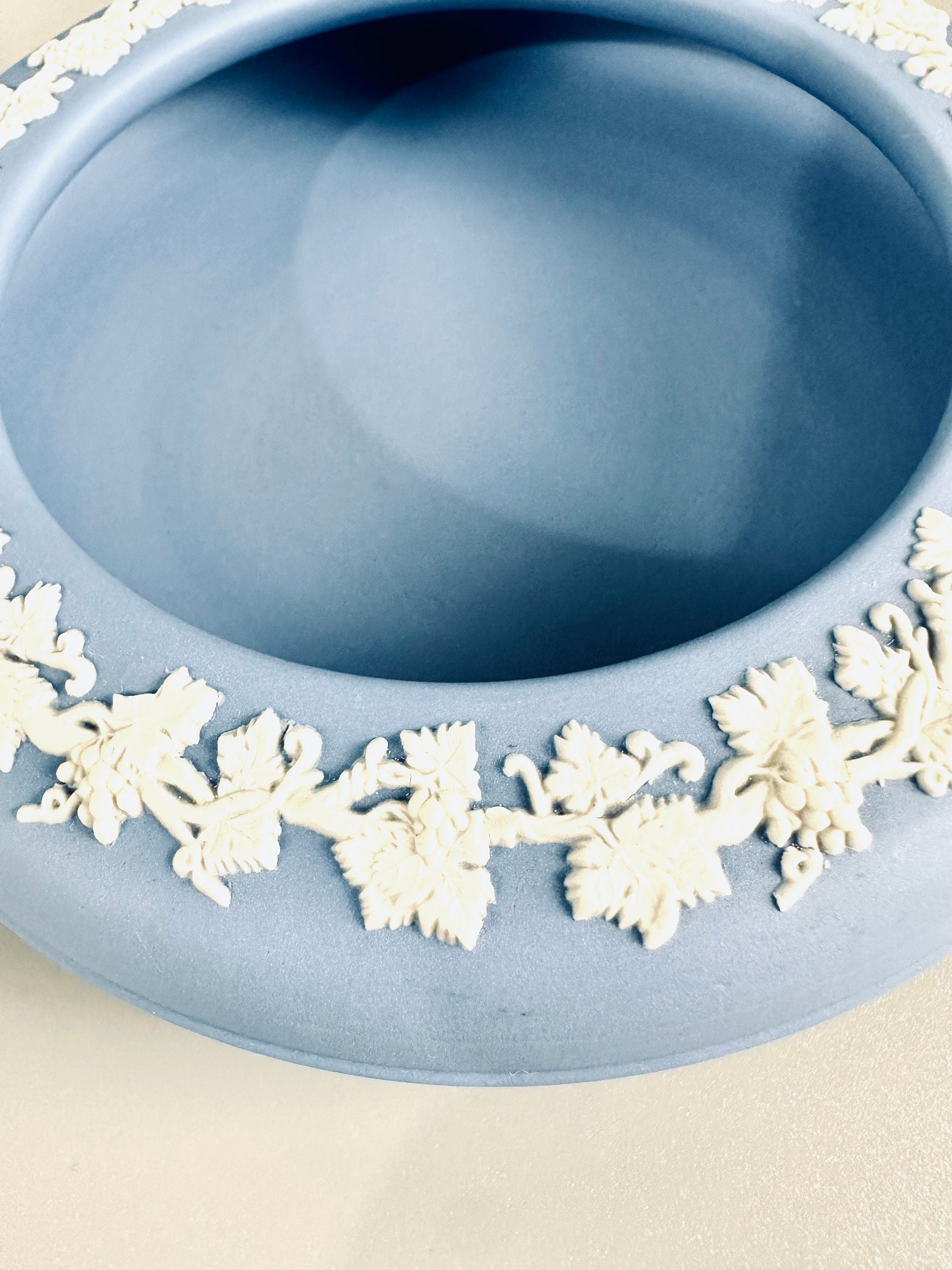 Wedgwood Jasperware Inward Bowl 1961