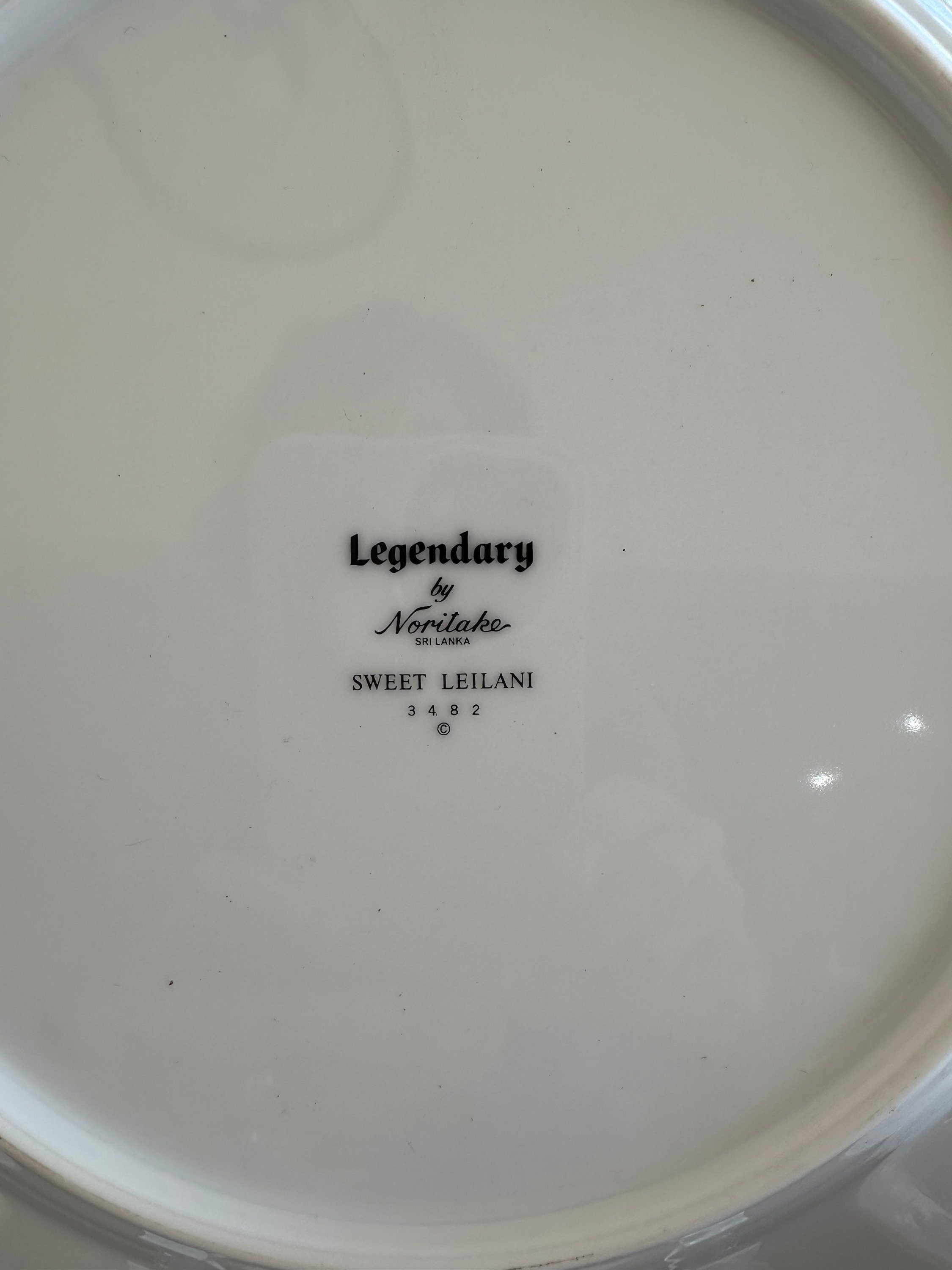 Noritake Sweet Leilani Place Setting