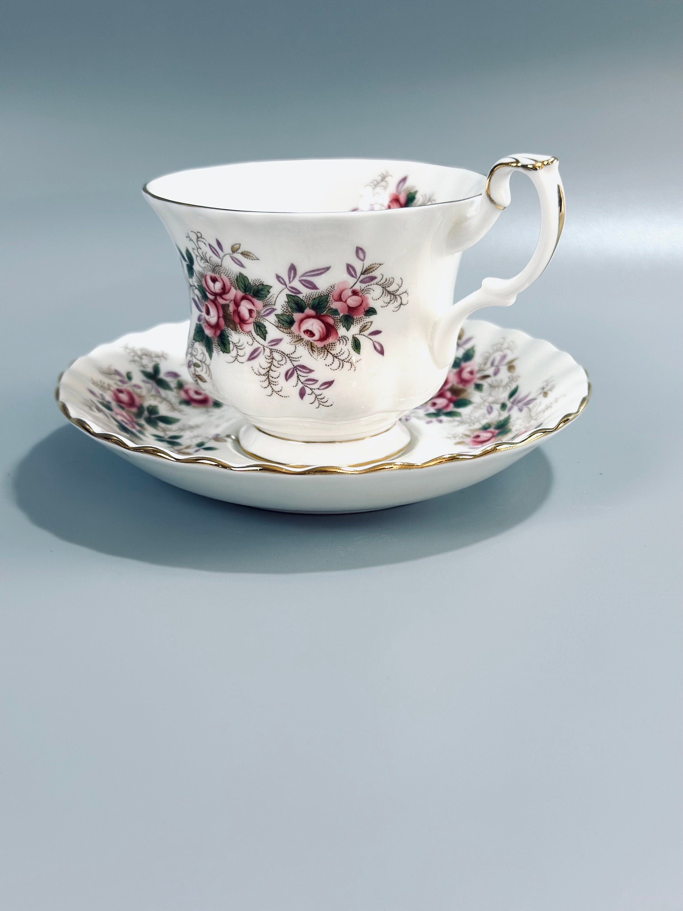 Royal Albert Lavender Rose Place Settings