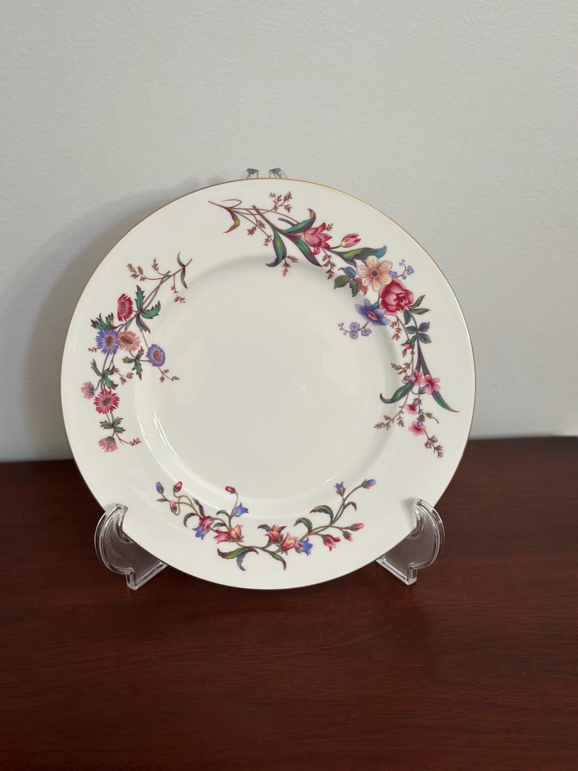 4 Wedgwood Devon Sprays Dinner Plates
