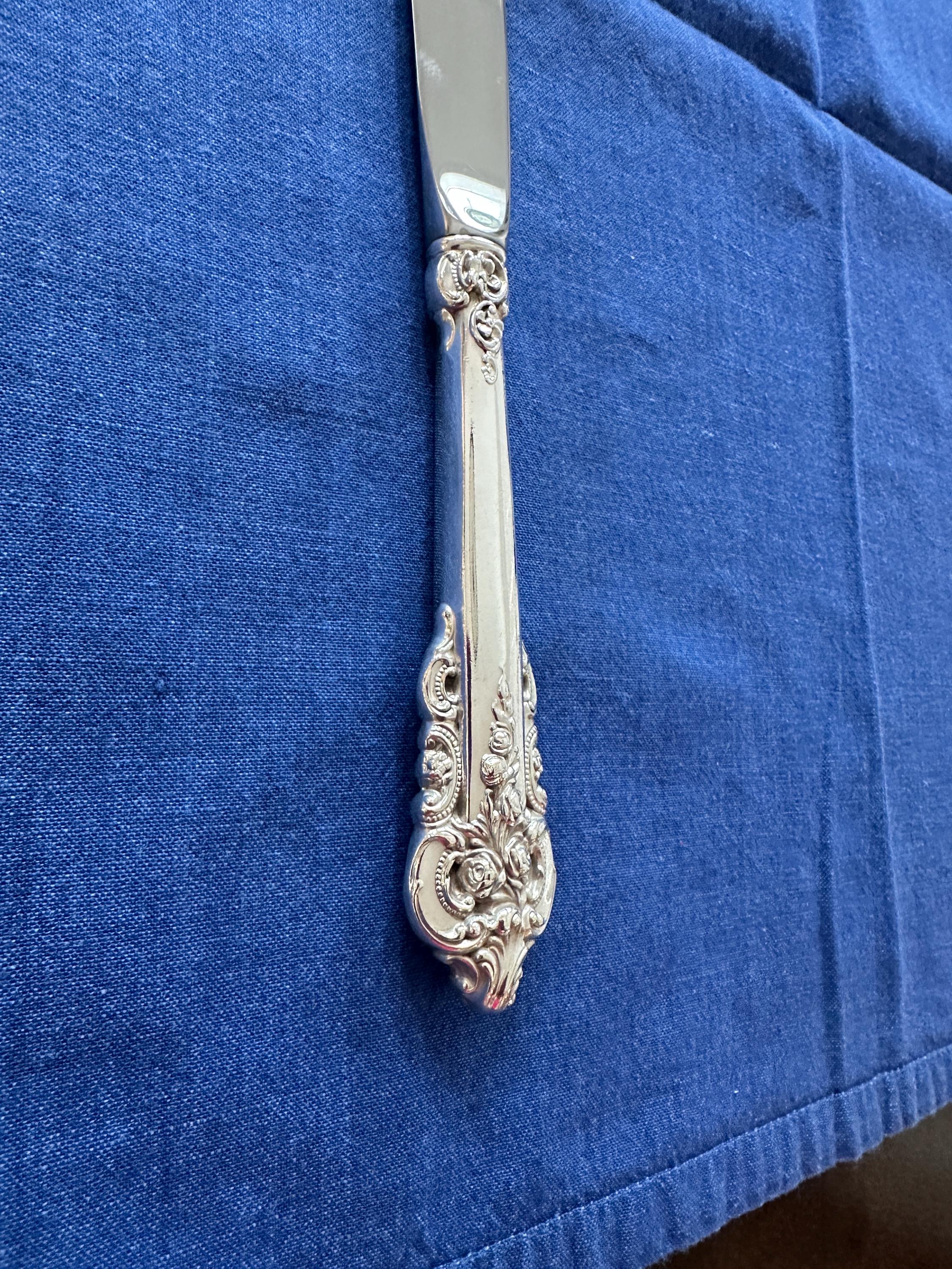 Wallace Grande Baroque Place Knife Sterling Handle