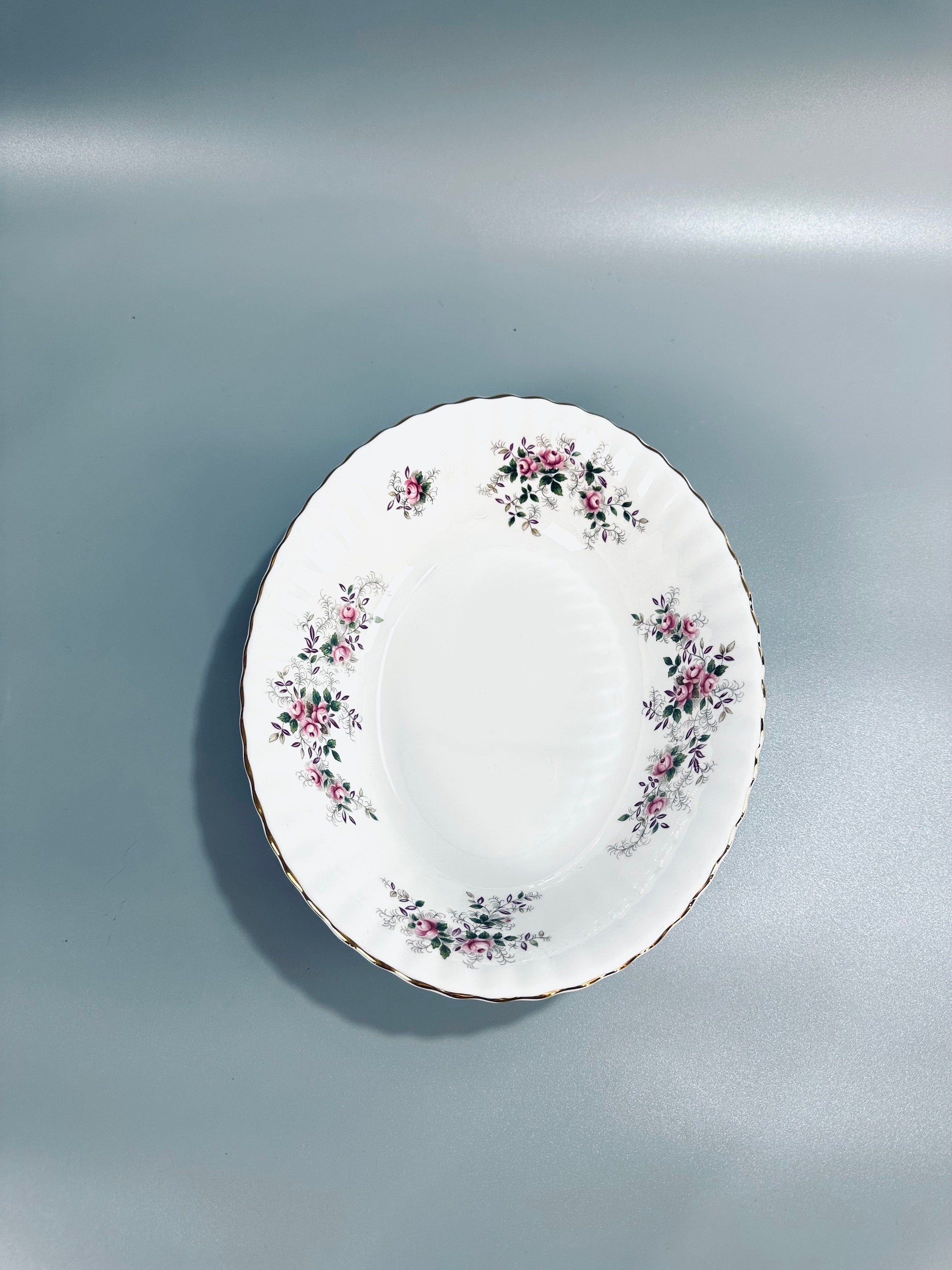 Royal Albert Lavender Rose Serving Bowl