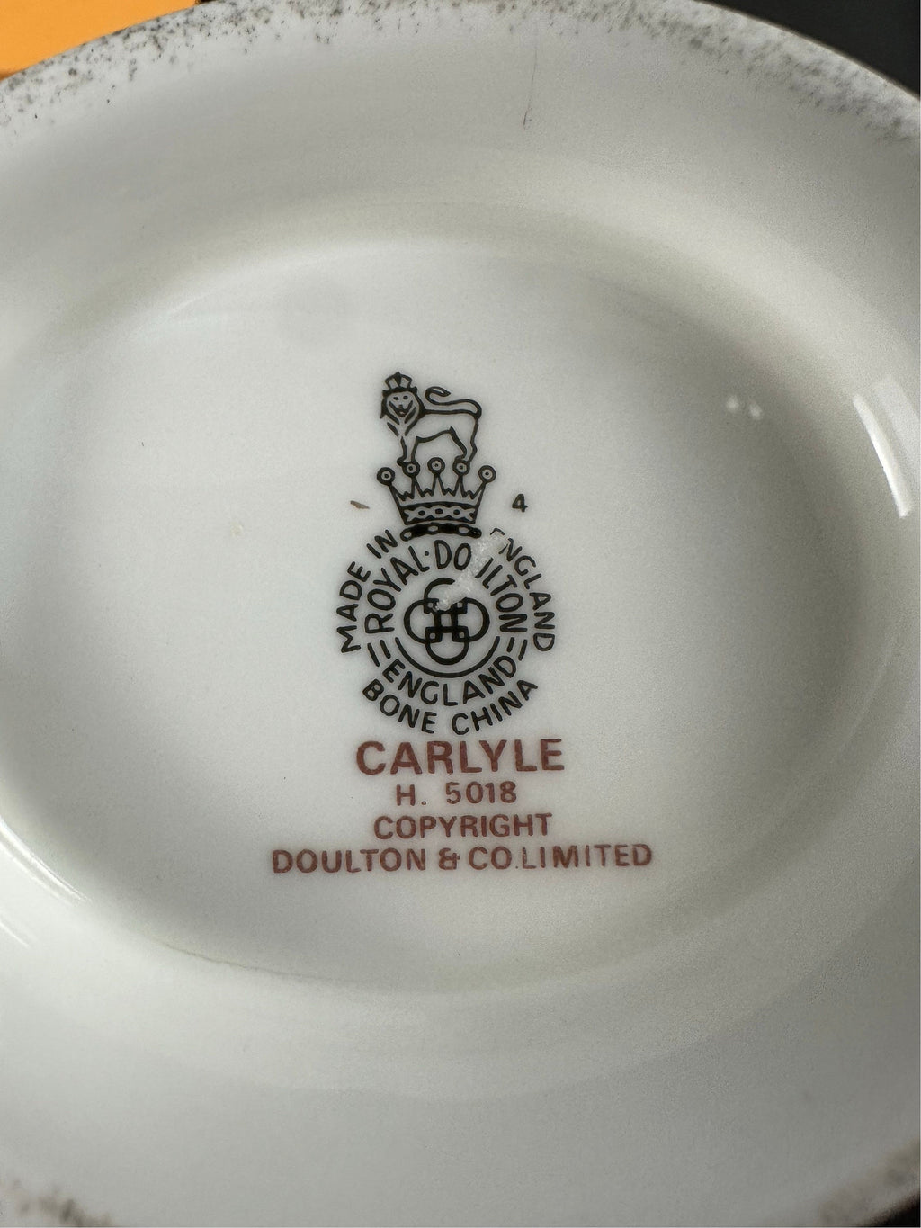 Royal Doulton Sugar Bowl & Lid Carlye