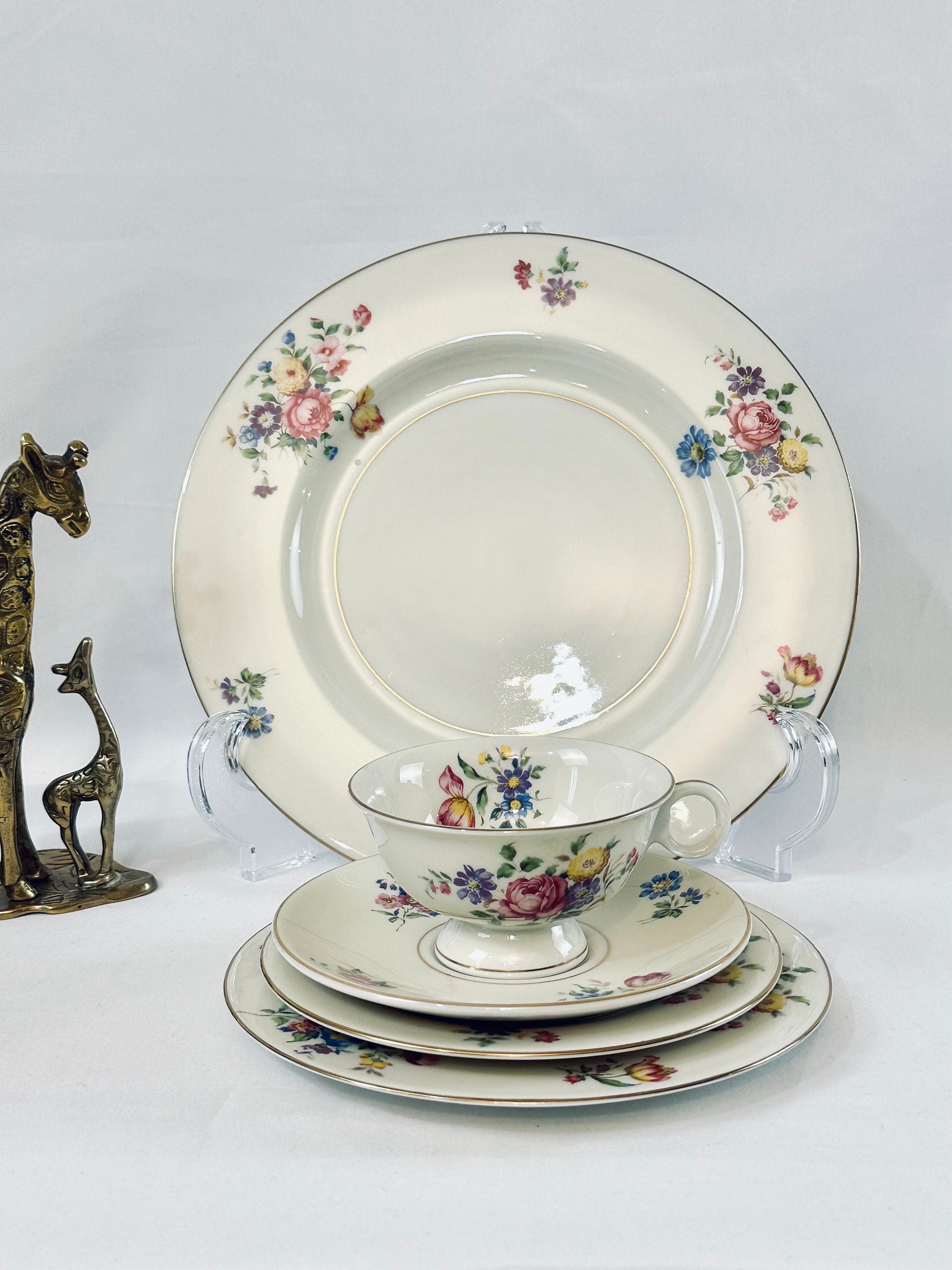 Theodore Haviland Pasadena Place Settings