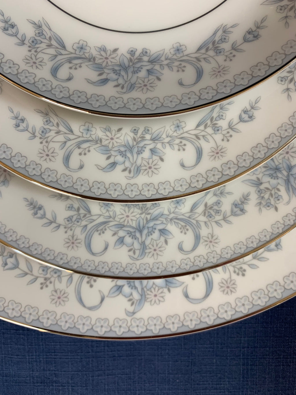 Mikasa Dresden Rose 5 Piece Place Setting