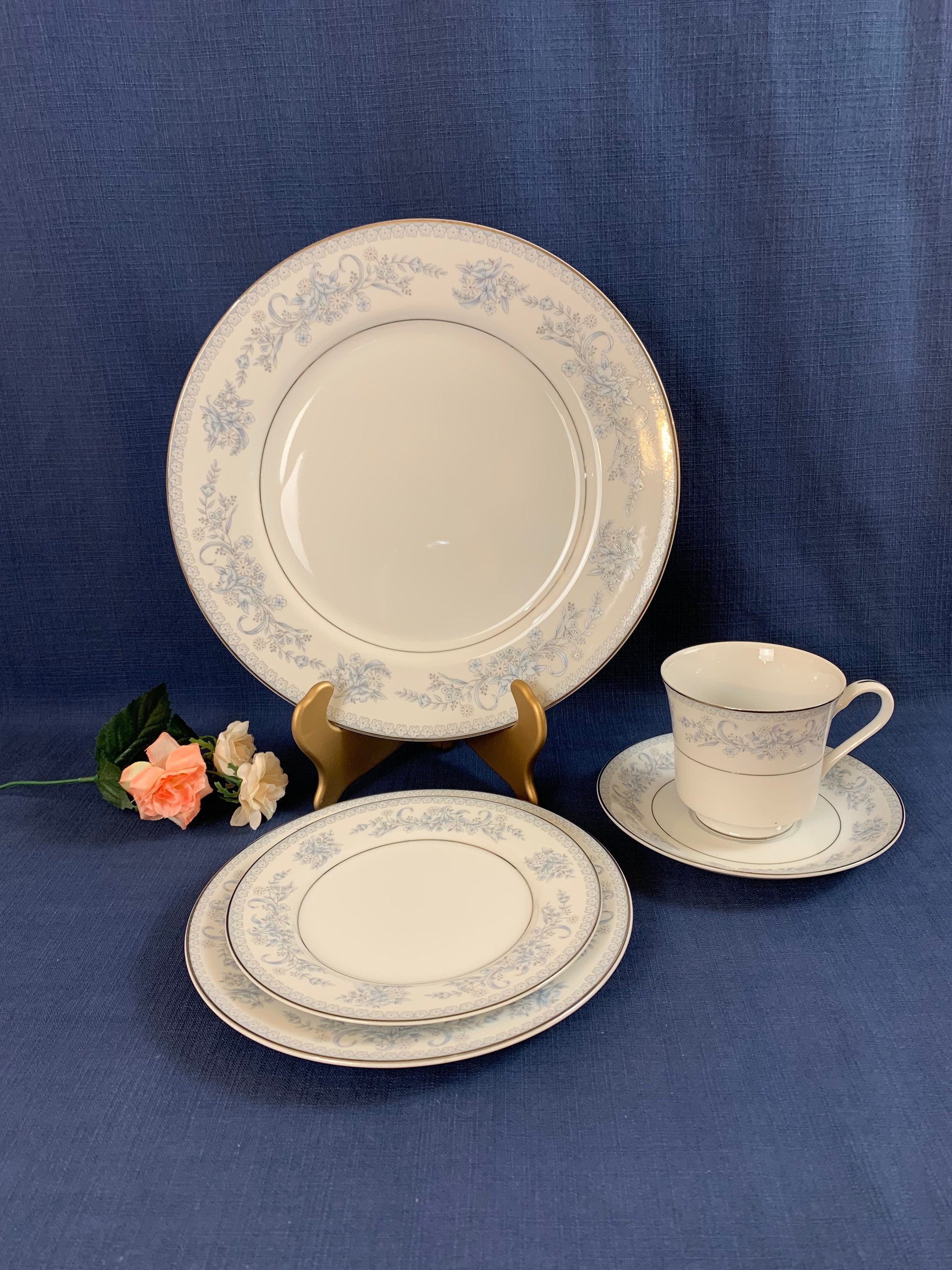 Mikasa Dresden Rose 5 Piece Place Setting