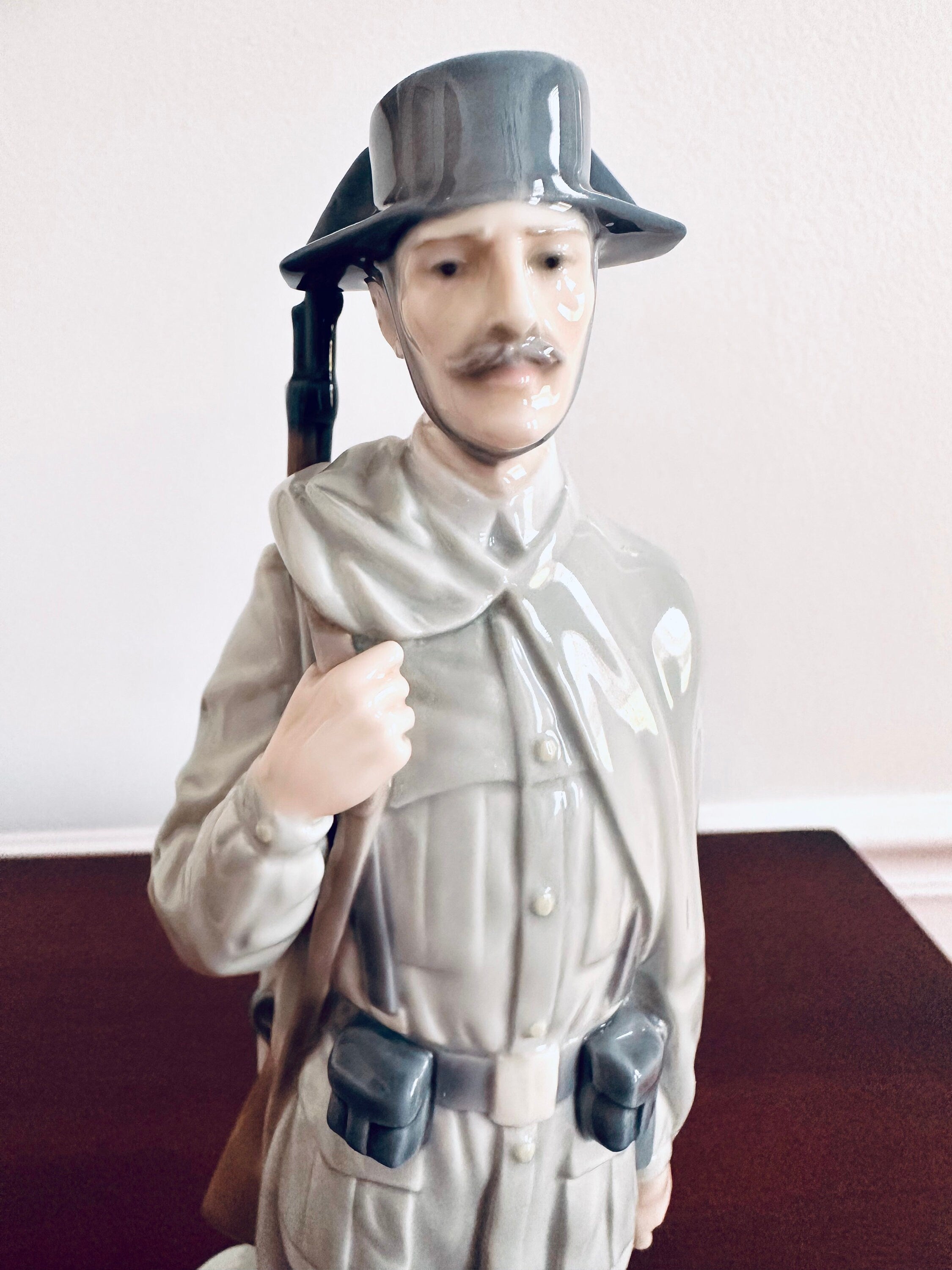 Retired Lladro Policeman 4889