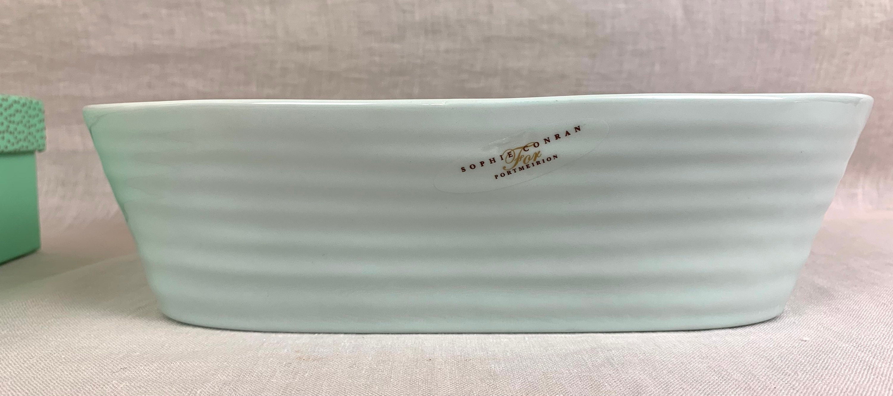 Sophie Conran Baking Pan in Celedon Green