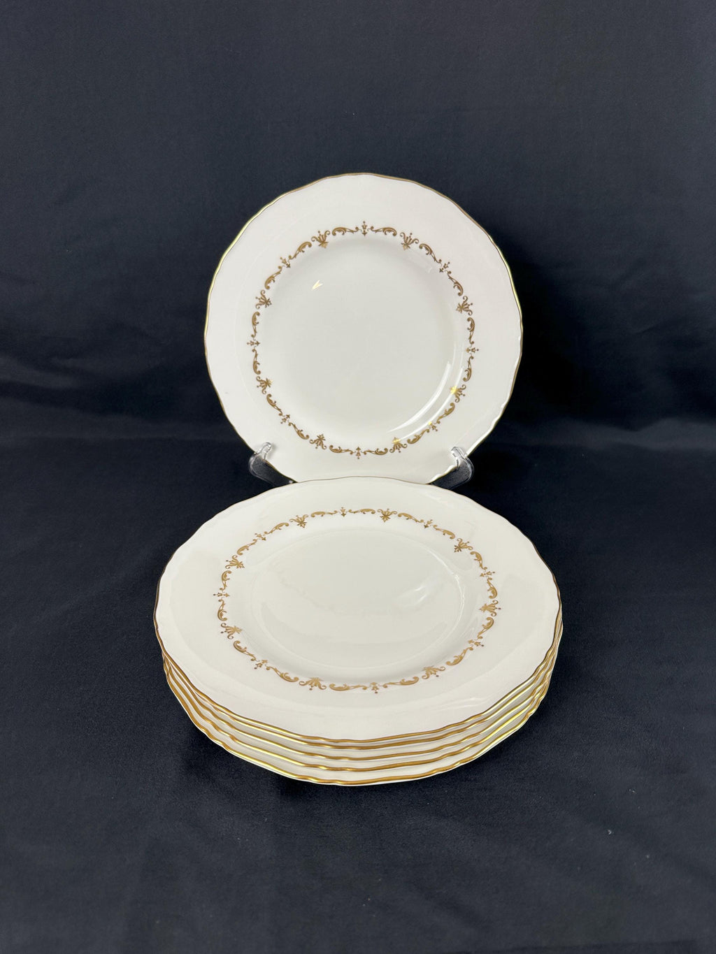 6 Royal Worcester Gold Chantilly Luncheon Plates