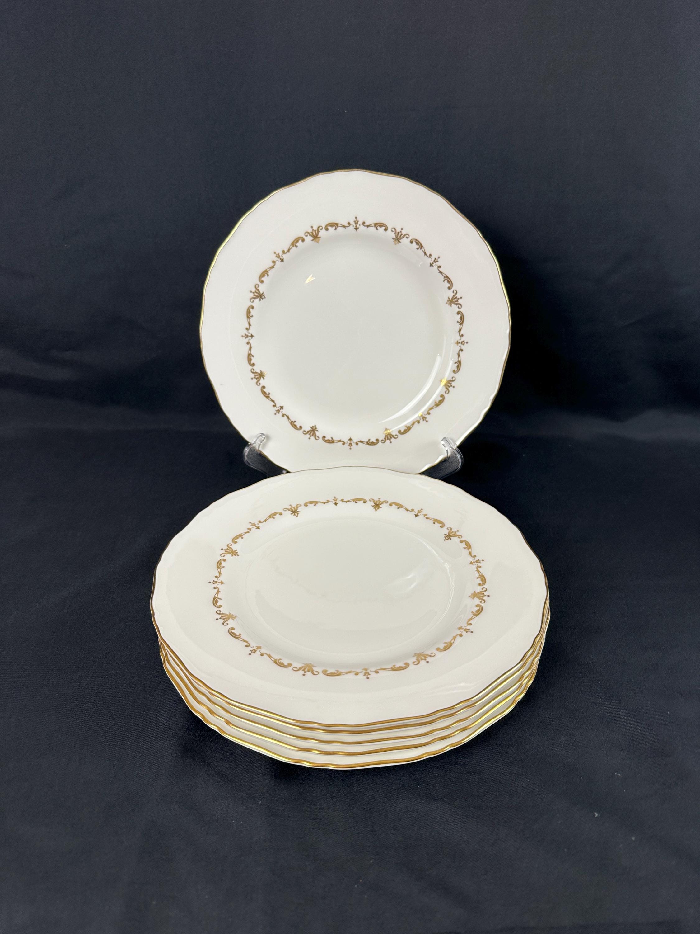 6 Royal Worcester Gold Chantilly Luncheon Plates