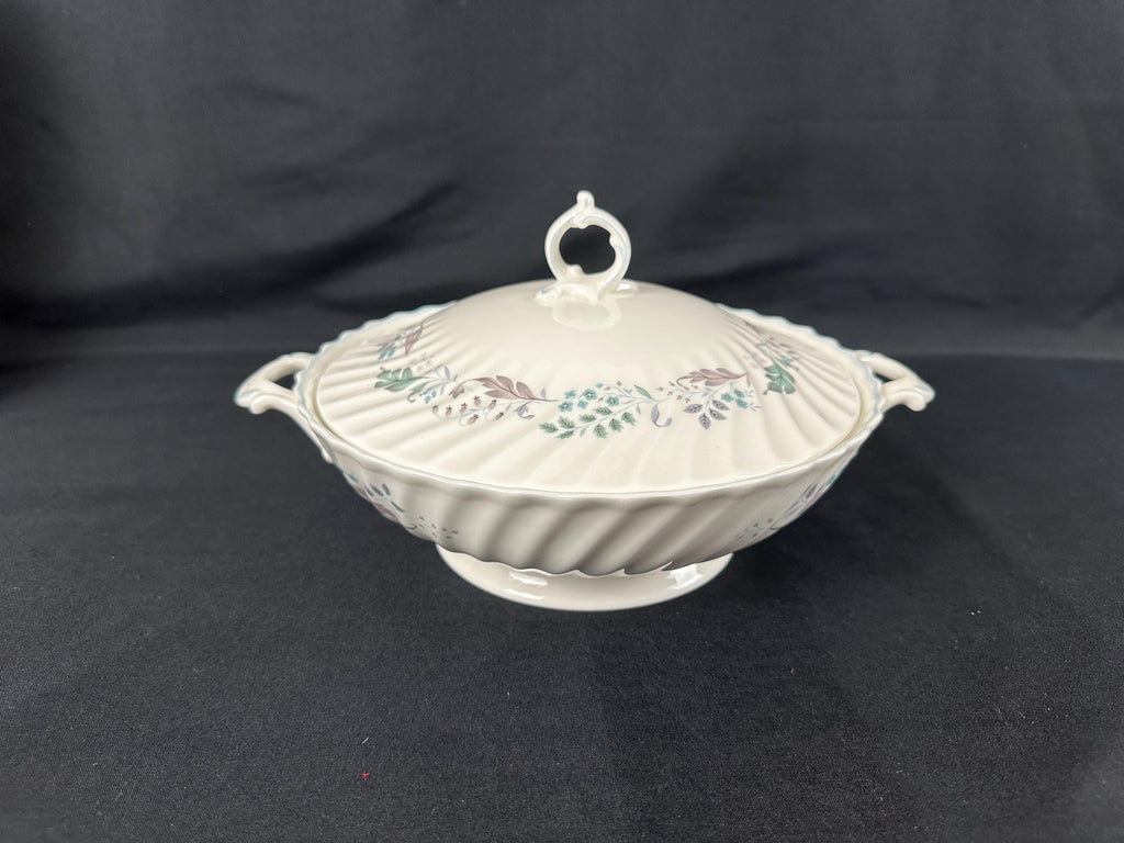 Royal Doulton Glen Auldyn Covered Serving Bowl