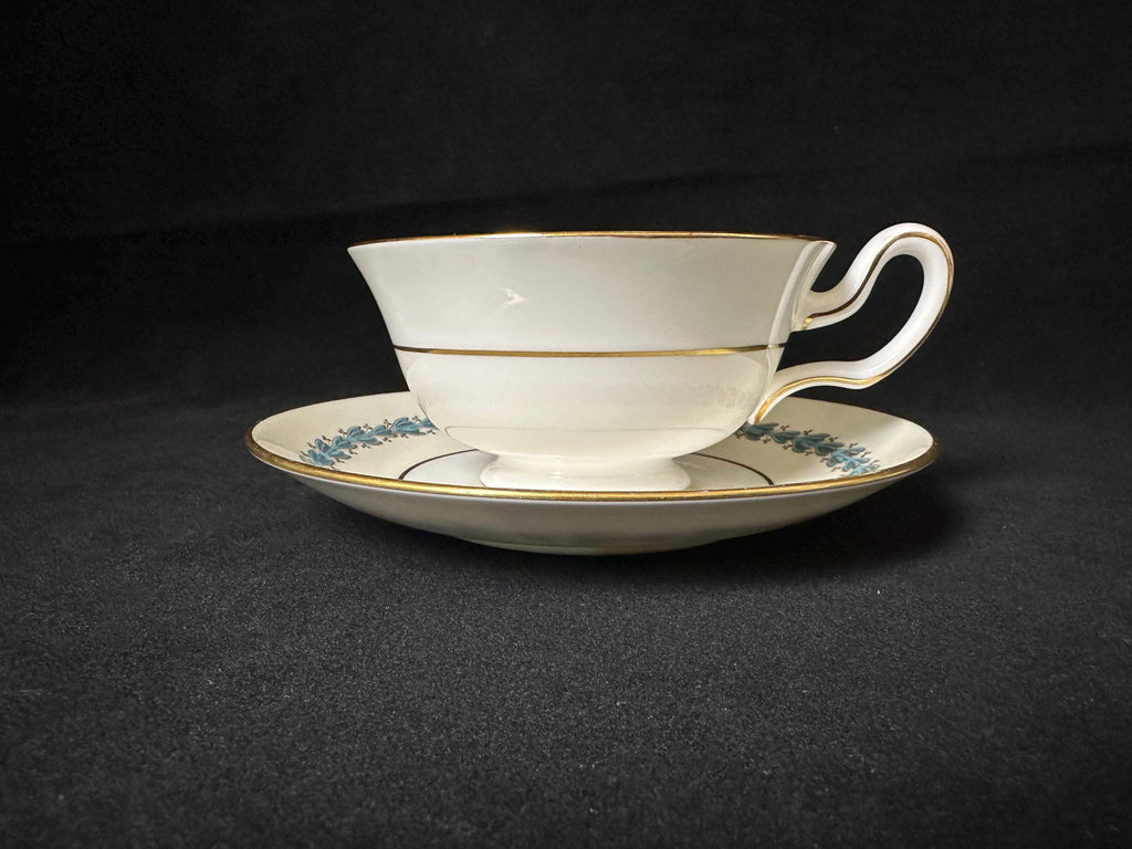 3 Wedgwood Appledore Teacups and Saucers