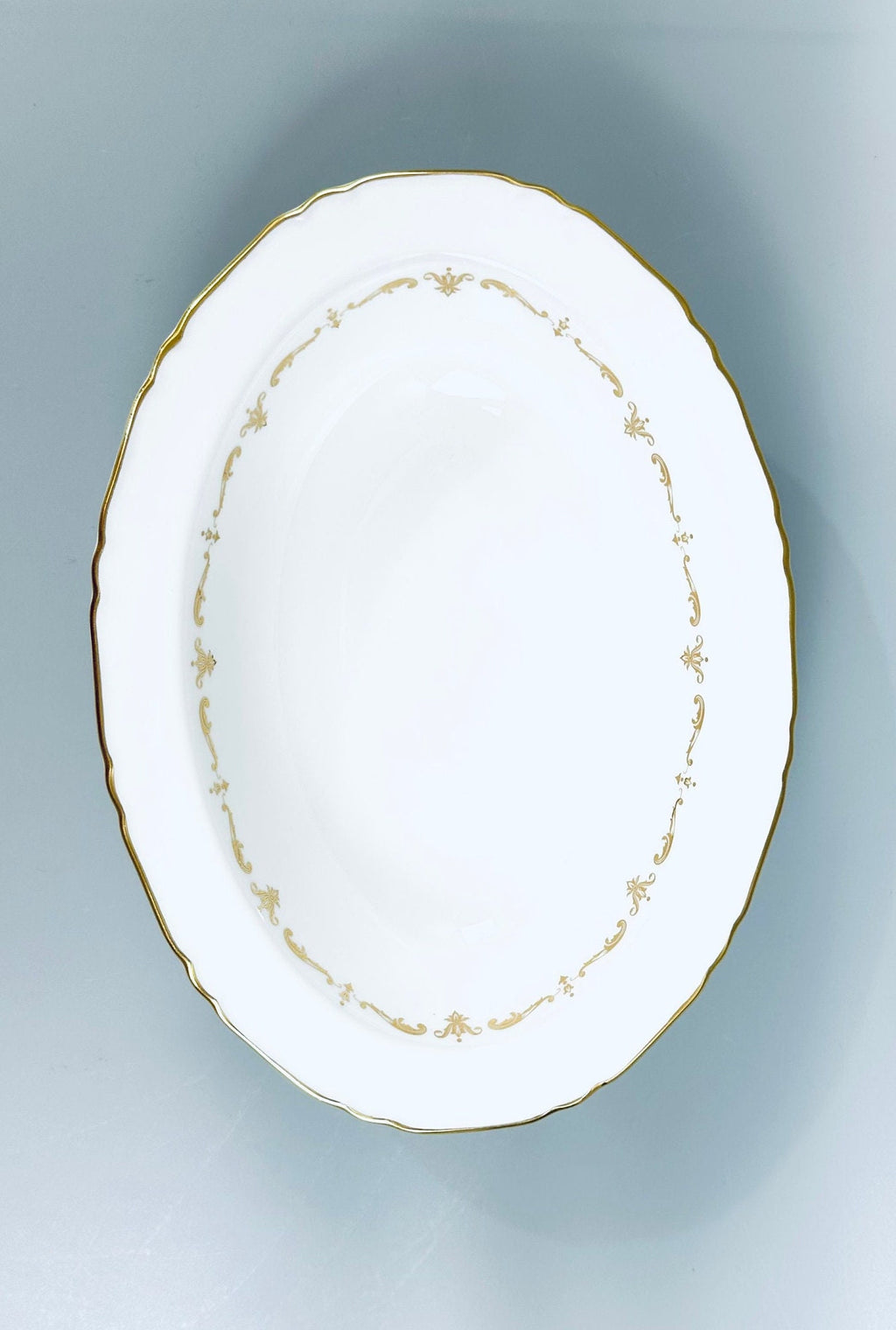 Royal Worcester Gold Chantilly Serving Bowl