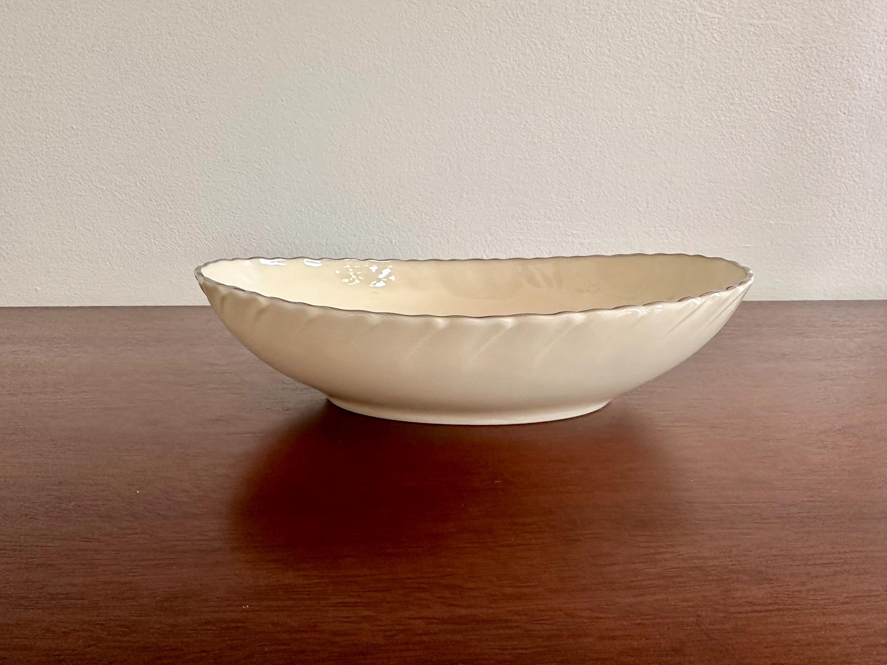 Lenox Weatherly Large Oval Serving Bowl