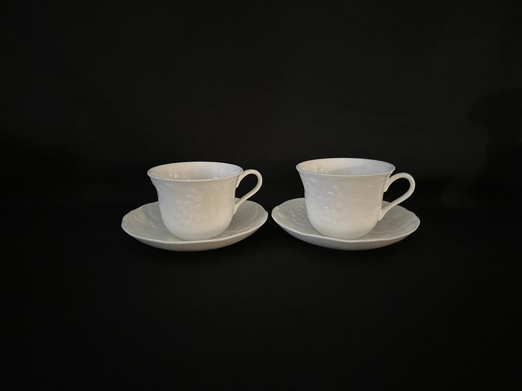 2 Wedgwood Strawberry and Vine Teacups and Saucers