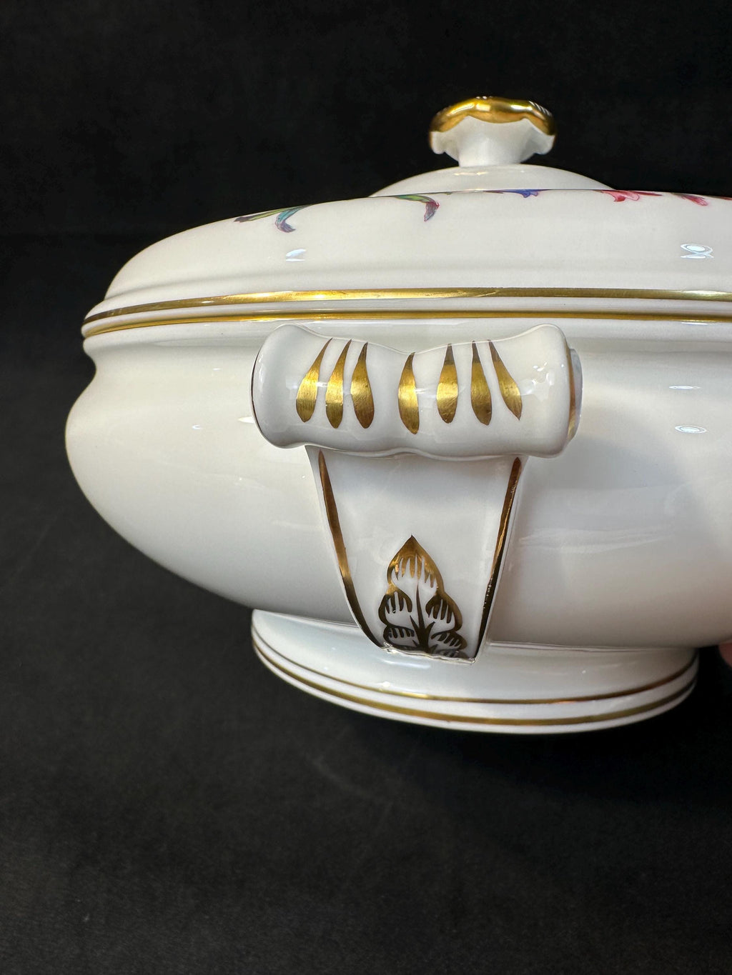 Wedgwood Devon Sprays Covered Serving Bowl