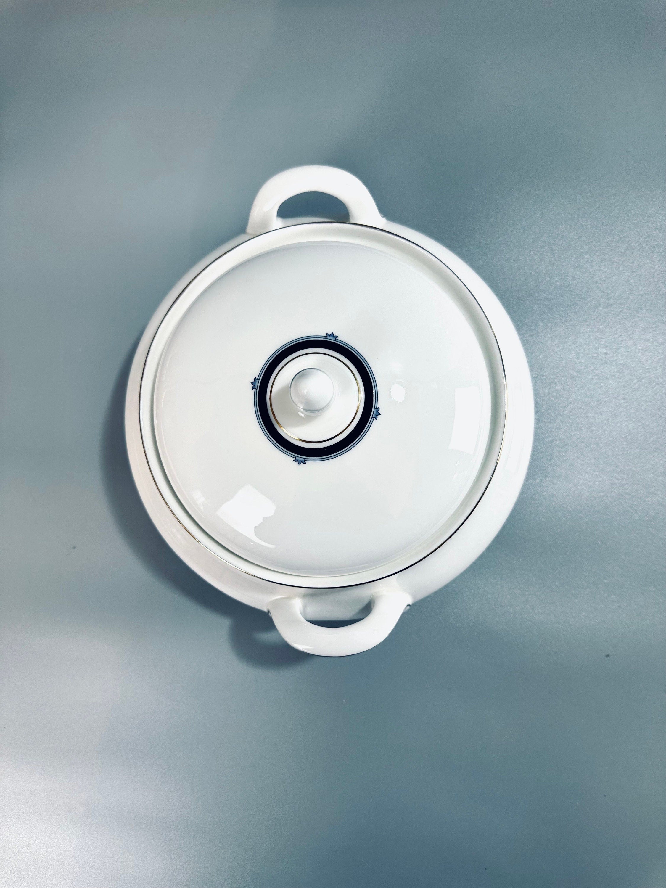 Royal Doulton Princeton Covered Serving Bowl