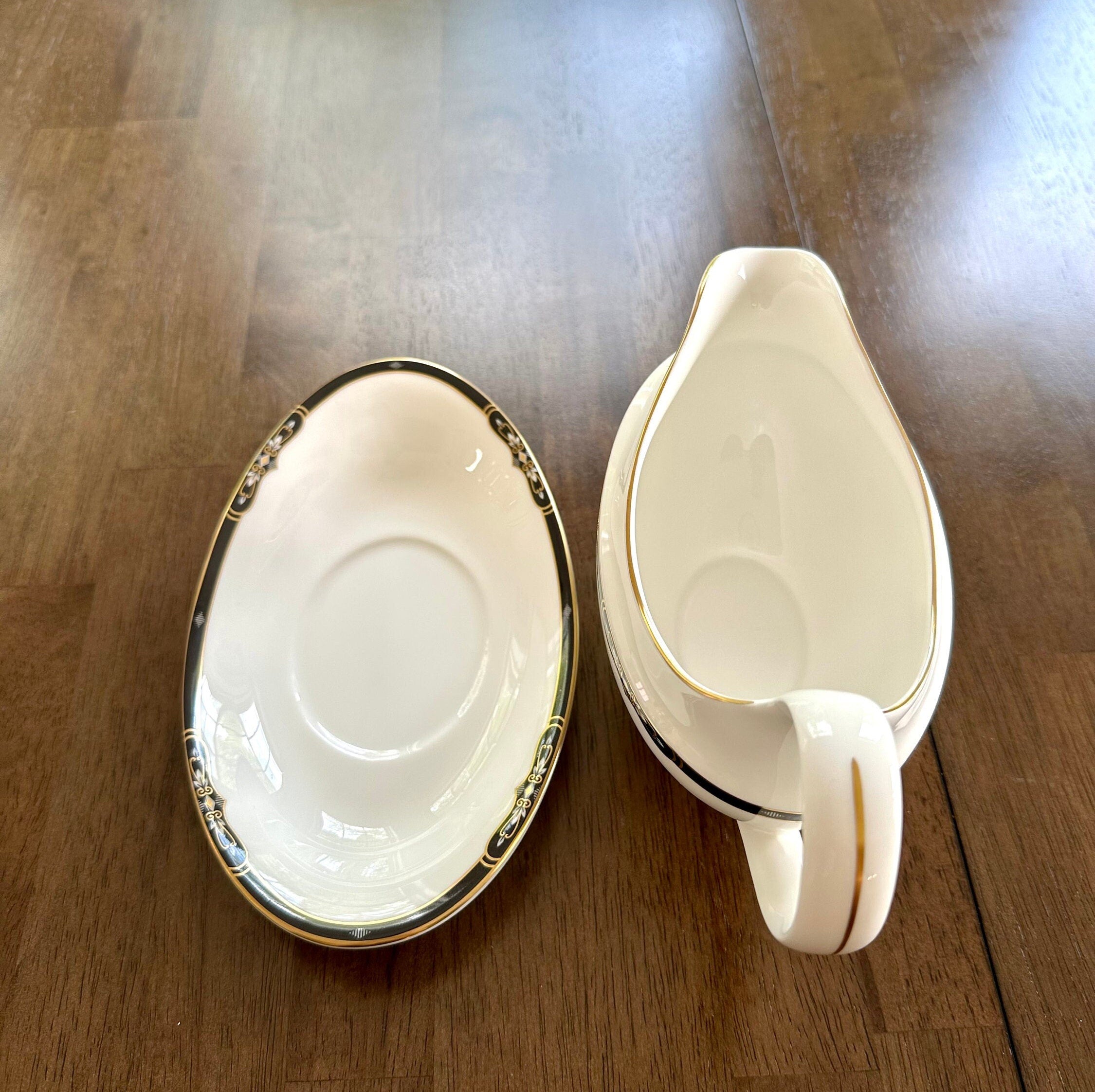 Wedgwood Preston Gravy Boat and Underplate