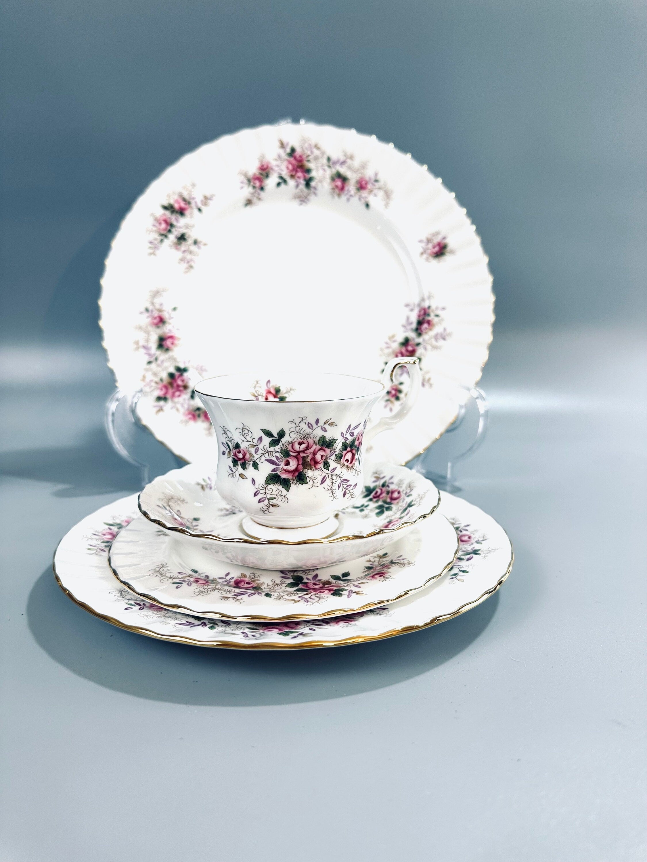 Royal Albert Lavender Rose Place Settings