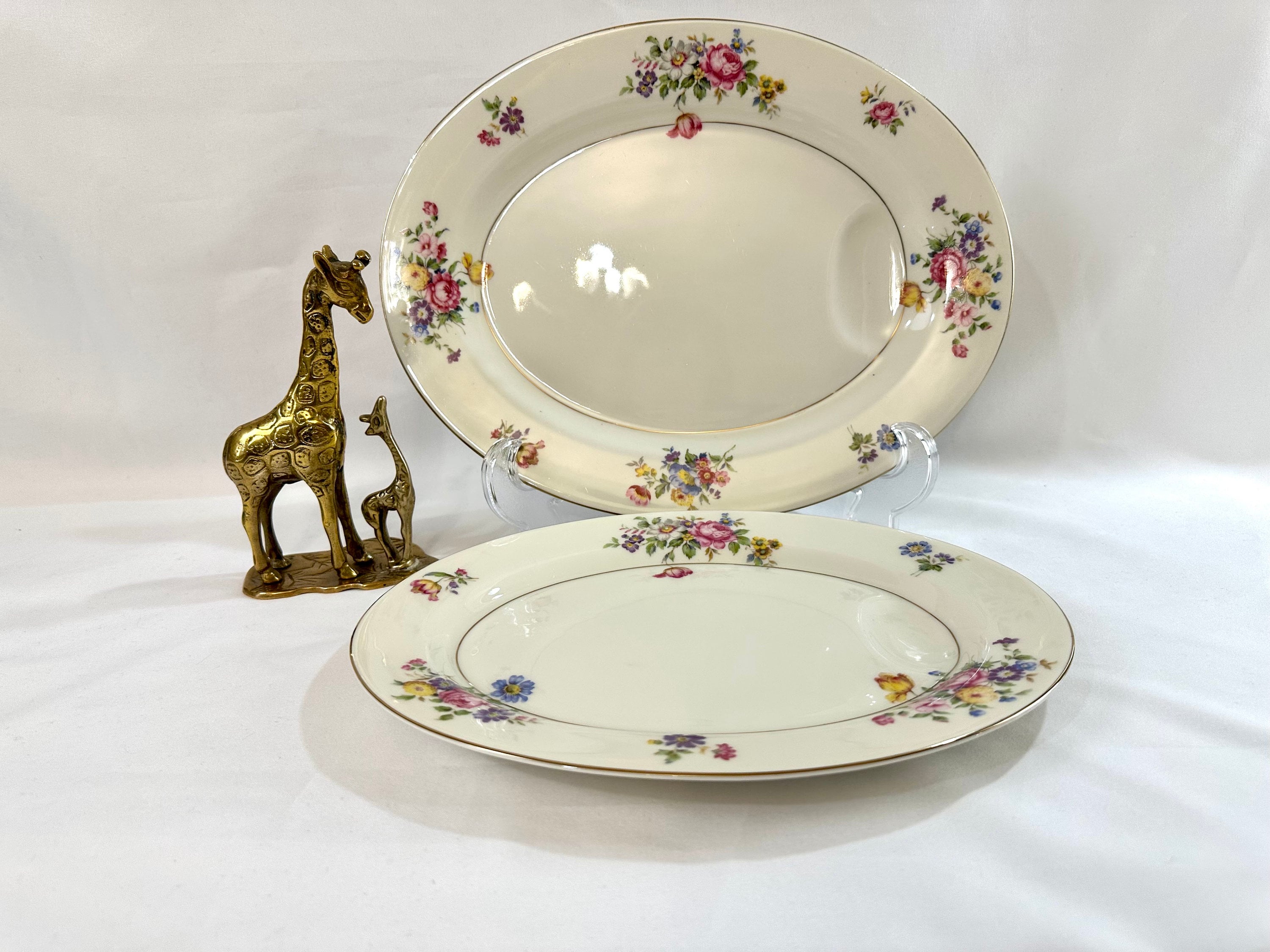 2 Theodore Haviland Pasadena Platters