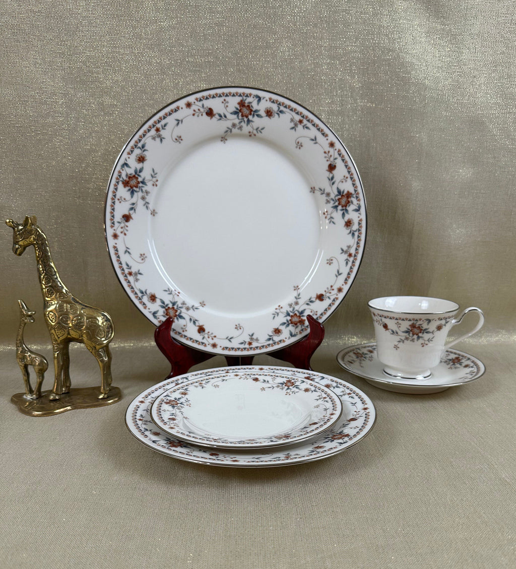 Noritake Adagio 5 Piece Placesetting