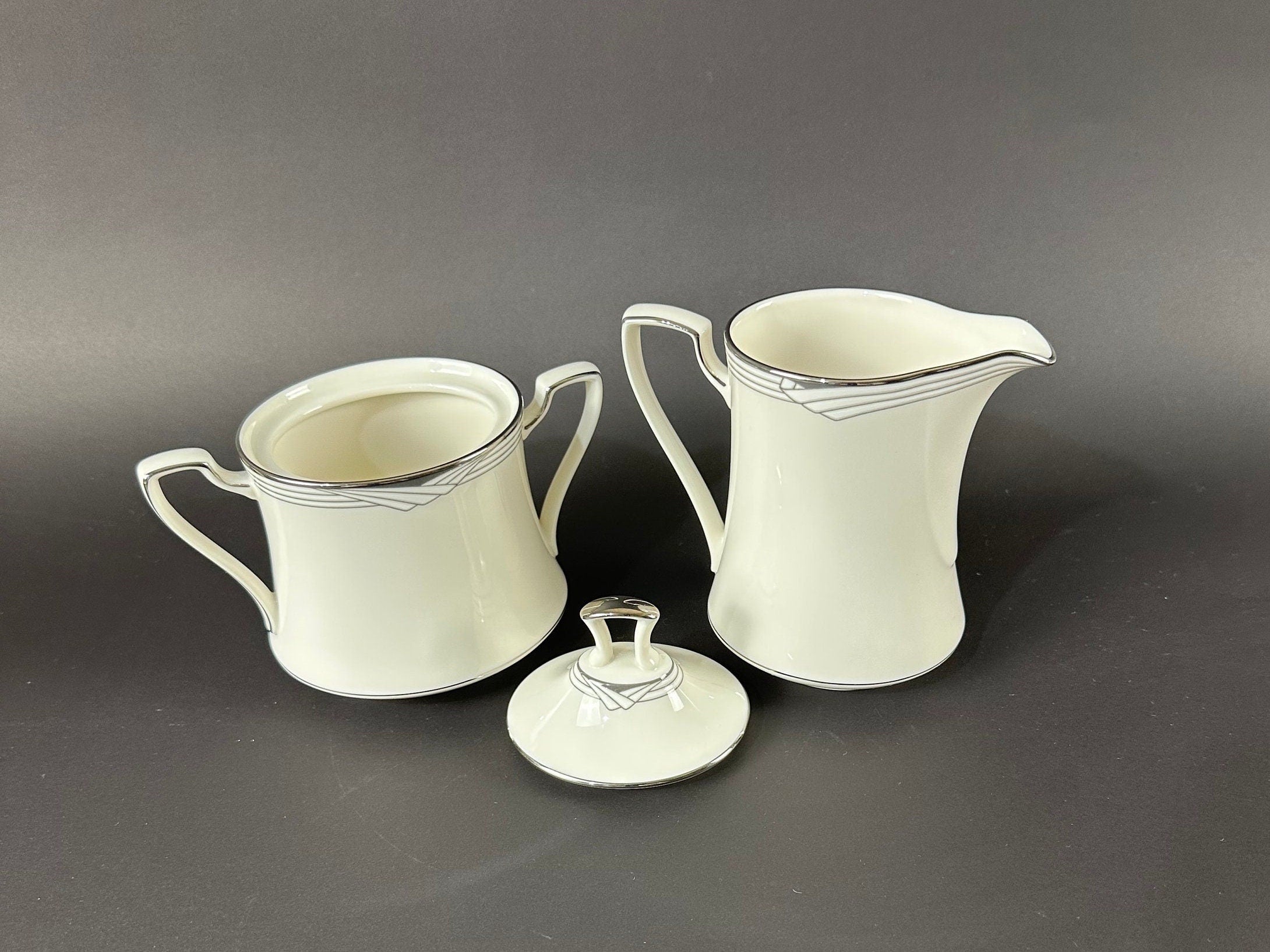 Noritake Sterling Cove Creamer and Lidded Sugar Bowl