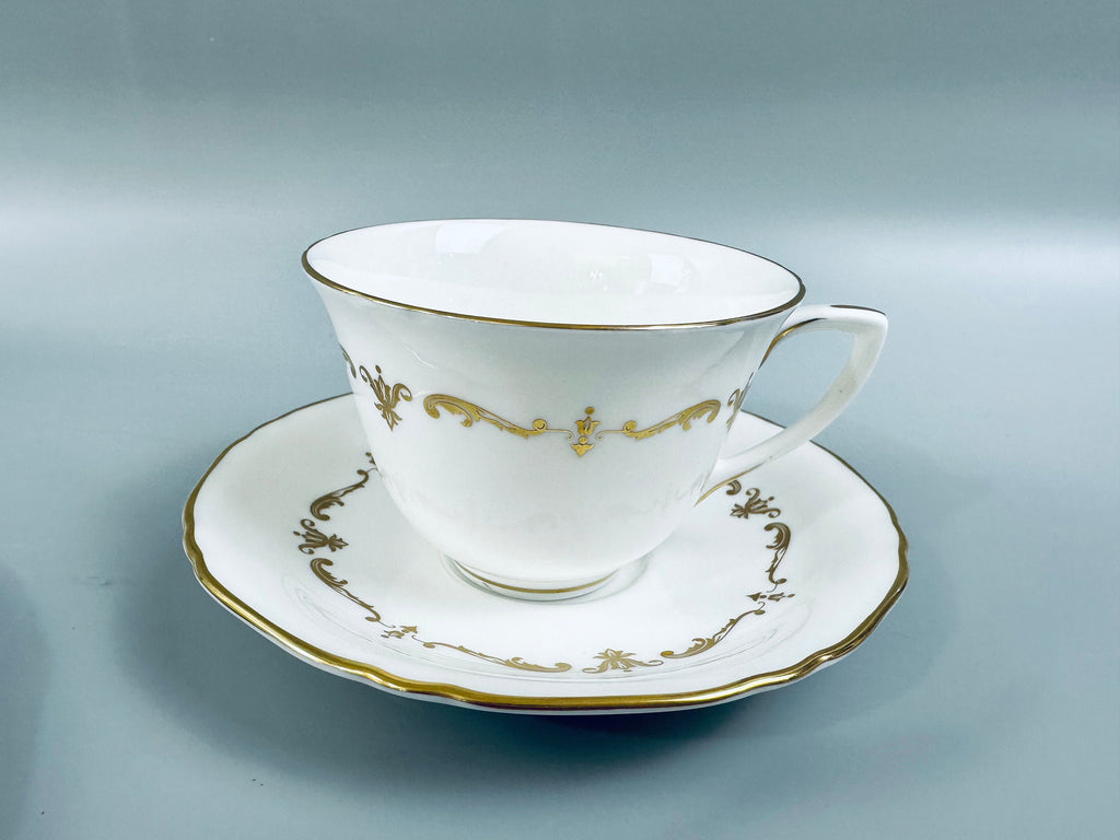 Royal Worcester Gold Chantilly 5 Piece Place Settings