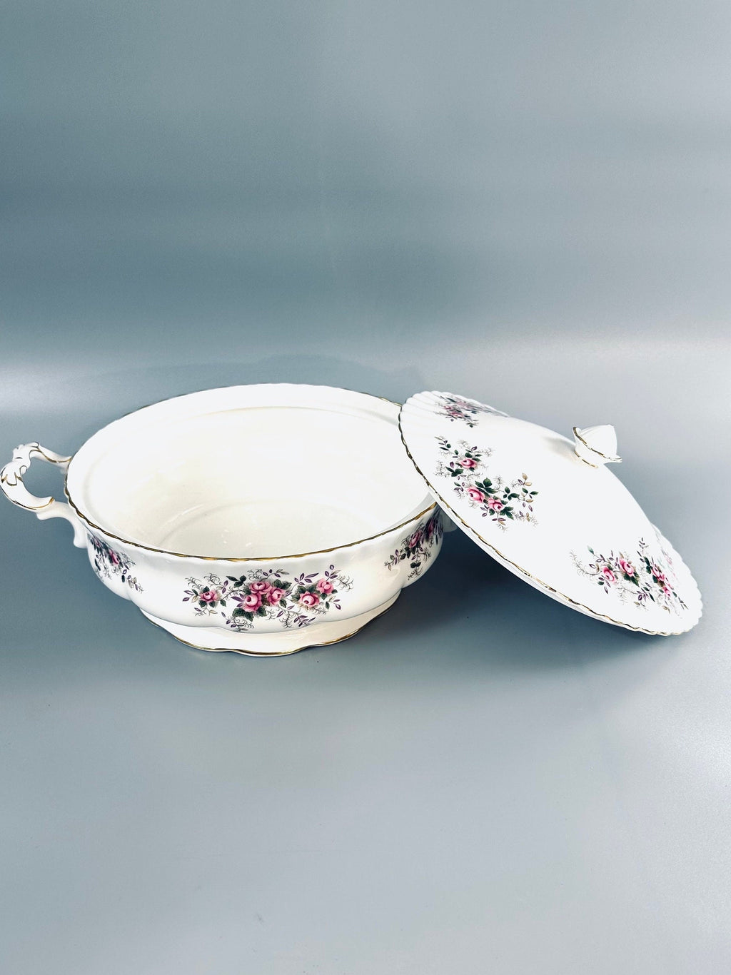 Royal Albert Lavender Rose Covered Serving Bowl