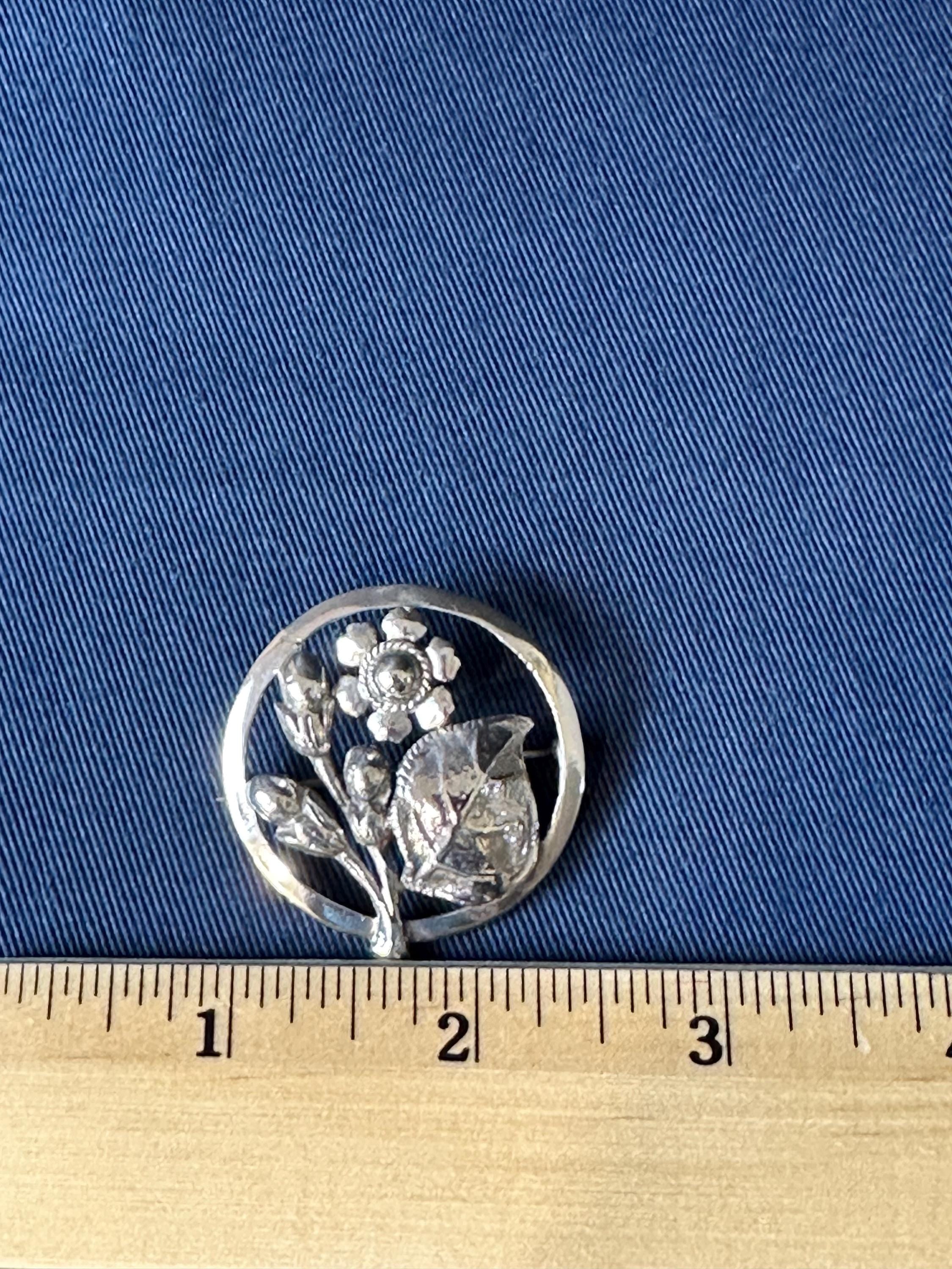 Vintage Sterling Silver Circle Brooch with Flowers