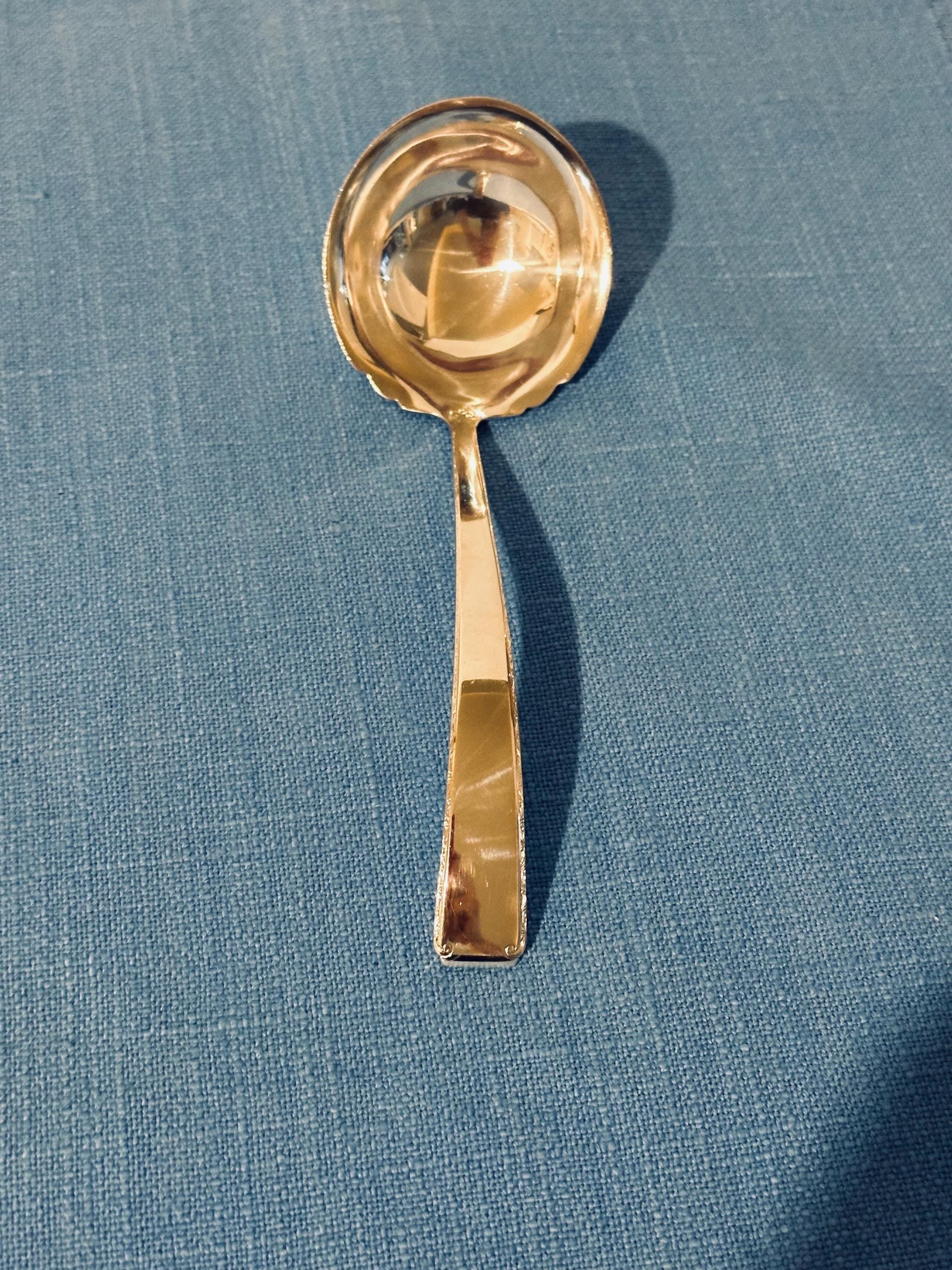 Towle Old Lace Solid Sterling Gravy Ladle