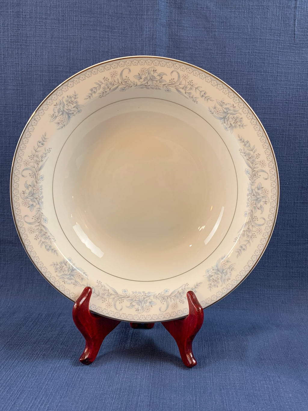 Mikasa Dresden Rose Round Serving Bowl