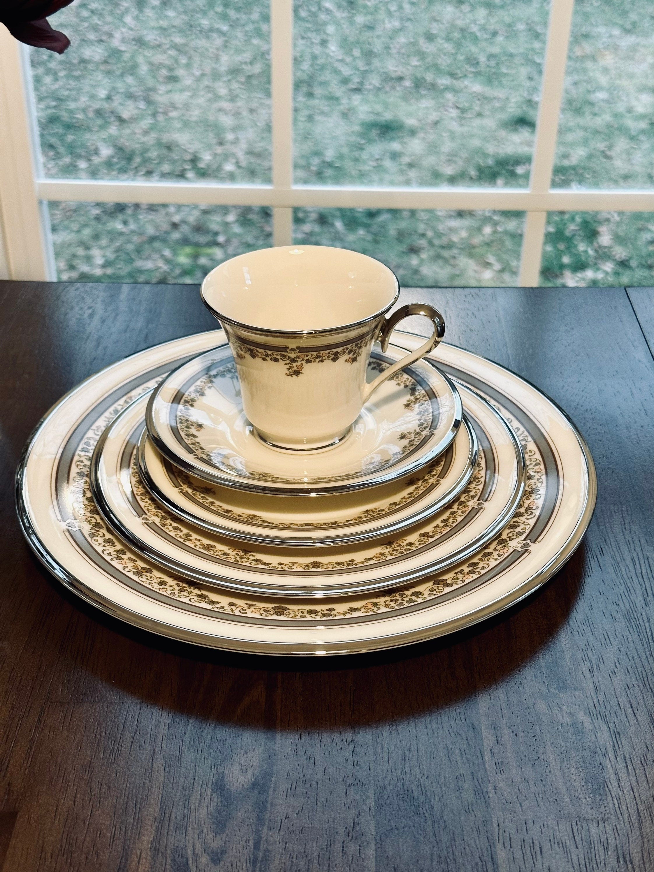 Vintage Lenox Lace Point China: 5-Piece Place Setting