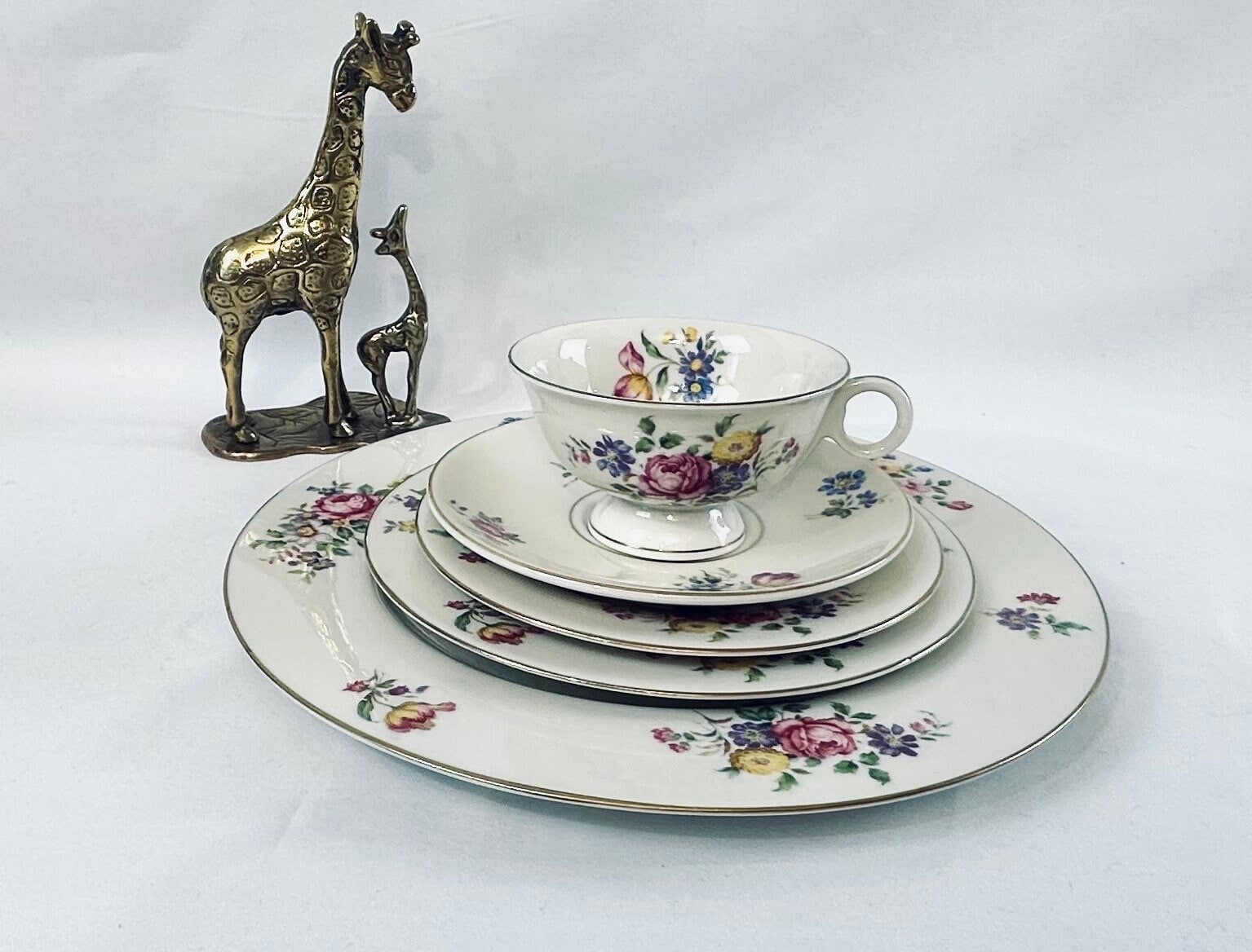 Theodore Haviland Pasadena Place Settings