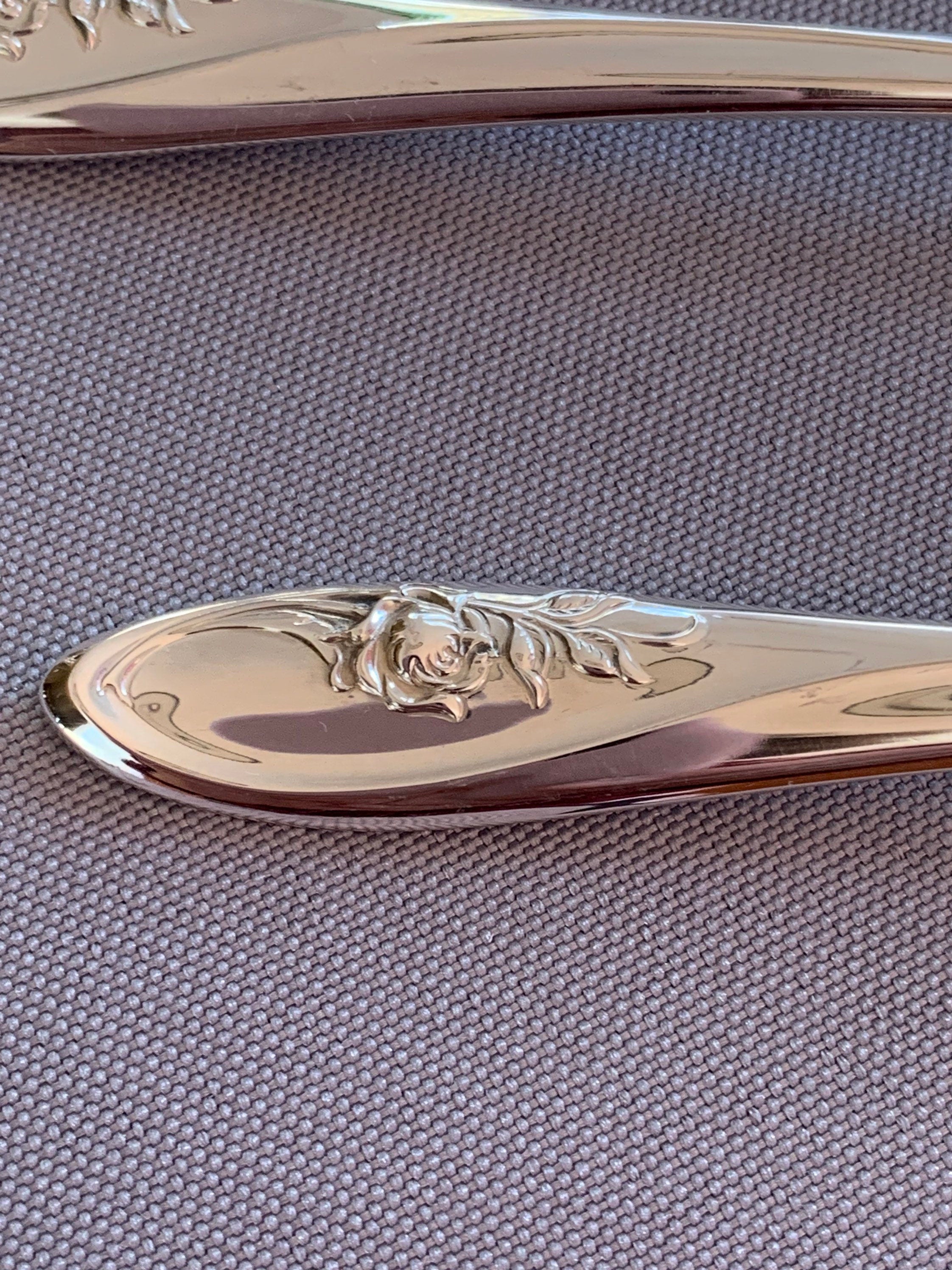 Towle Sculpted Rose Sterling Teaspoon