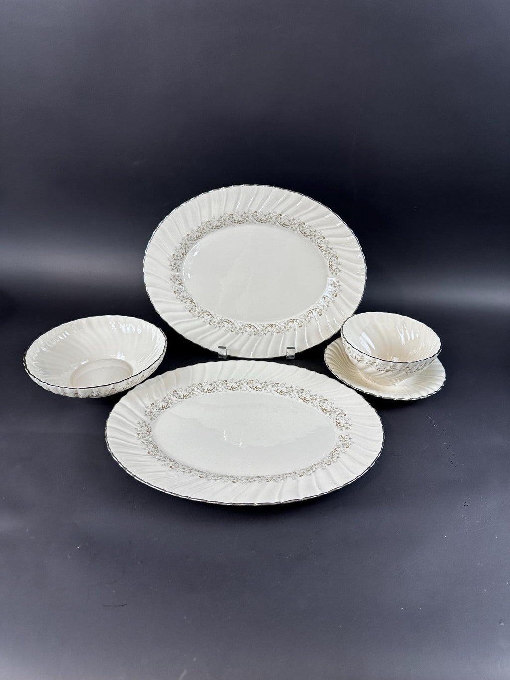 Franciscan Corinthian Hostess Set Serving Pieces