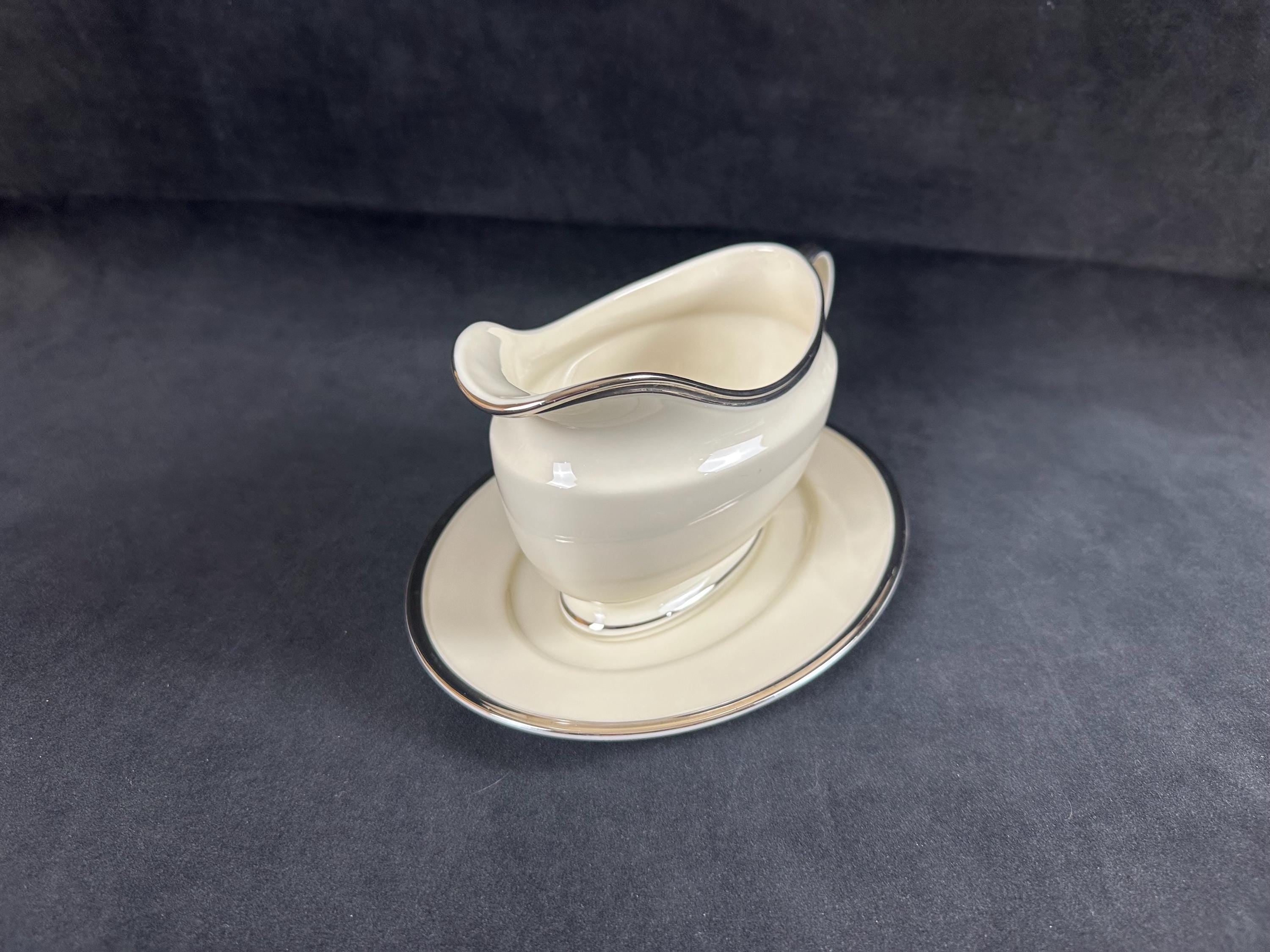 Lenox Solitaire Gravy Boat and Underplate