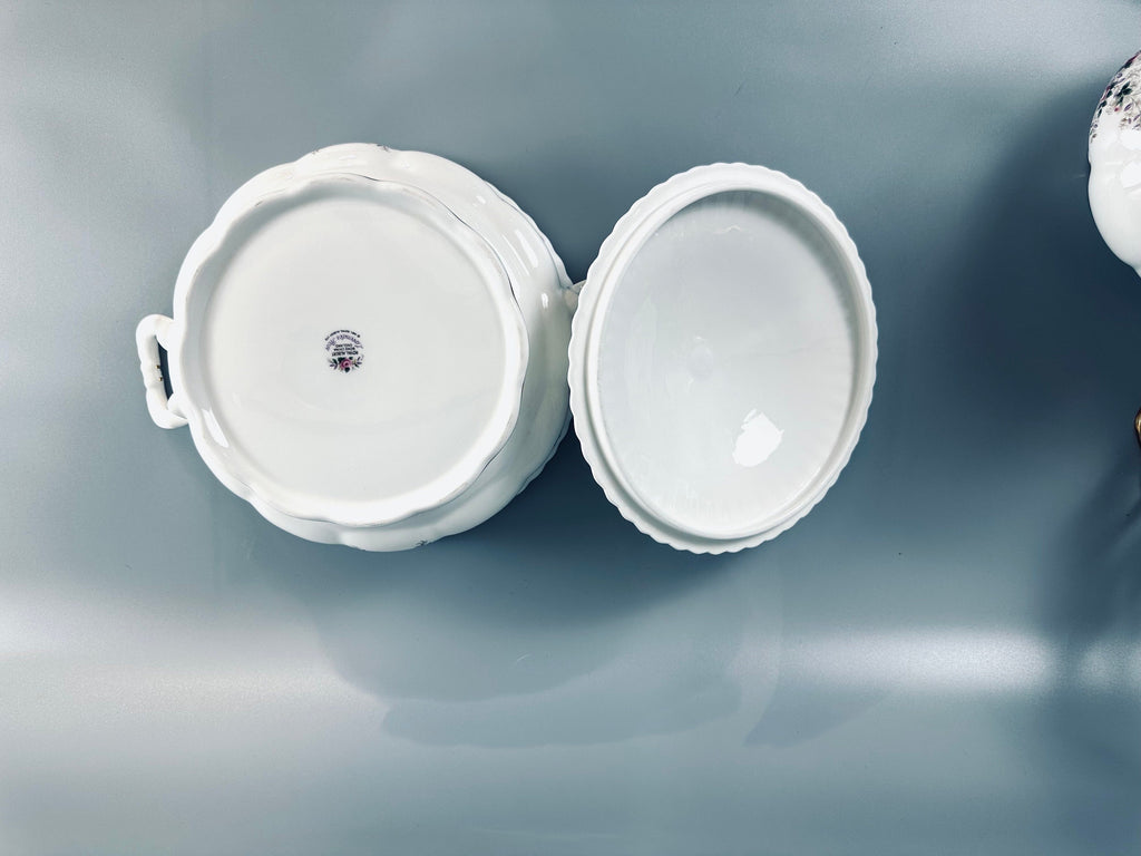 Royal Albert Lavender Rose Covered Serving Bowl