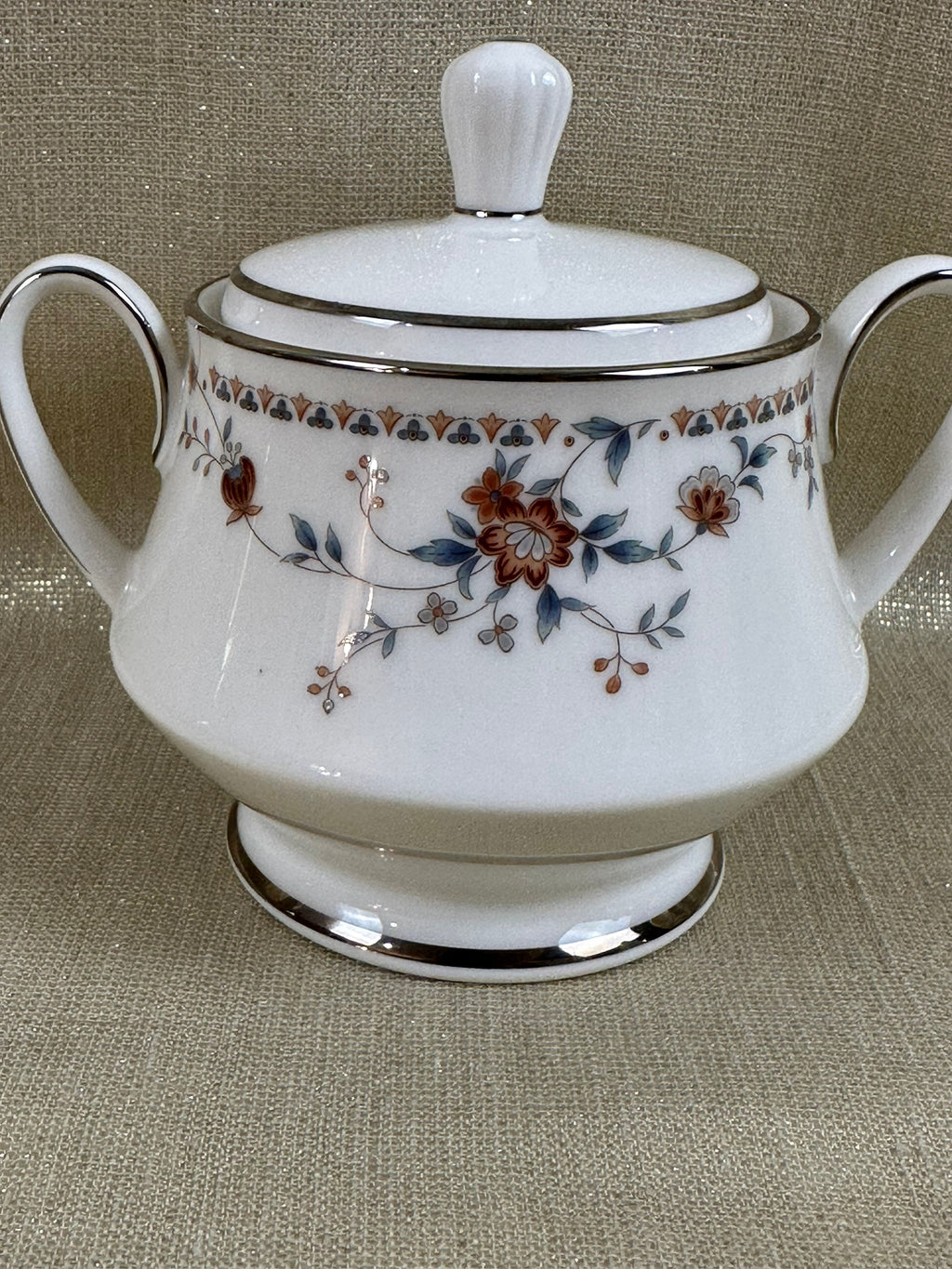 Noritake Adagio Creamer and Sugar Bowl