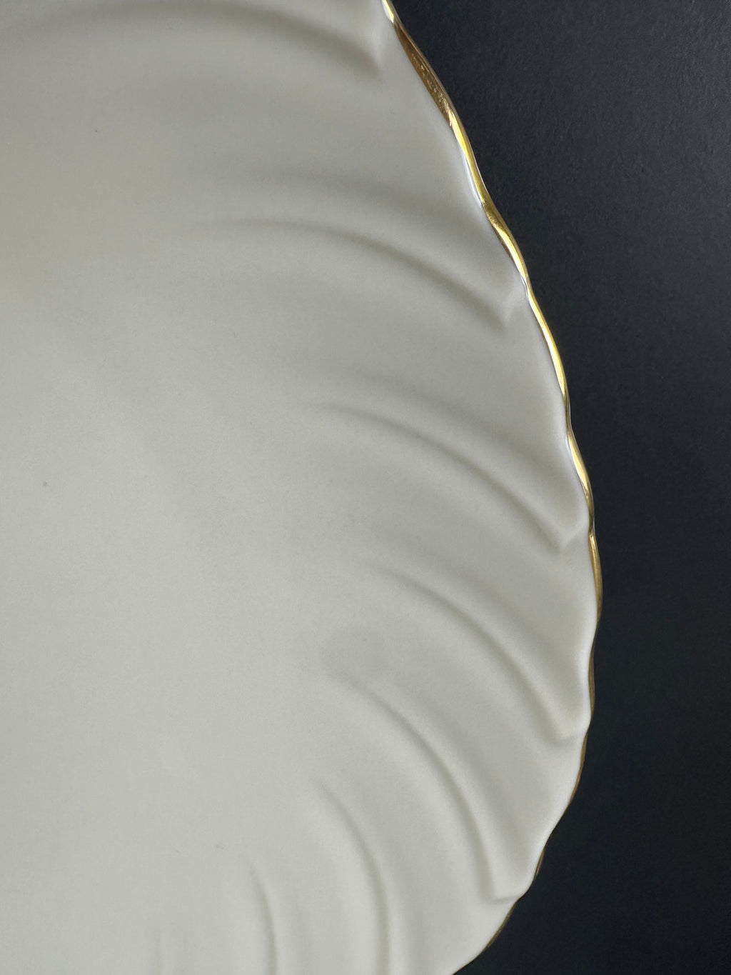 17 1/4 Inch Lenox Laurent Platter