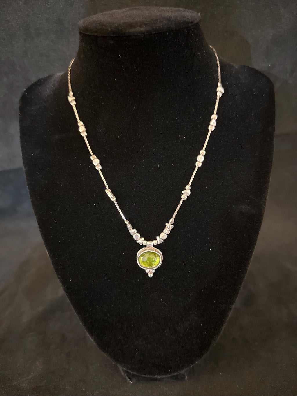 Silpada Sterling Silver Green Glass Bezel Pendent Necklace