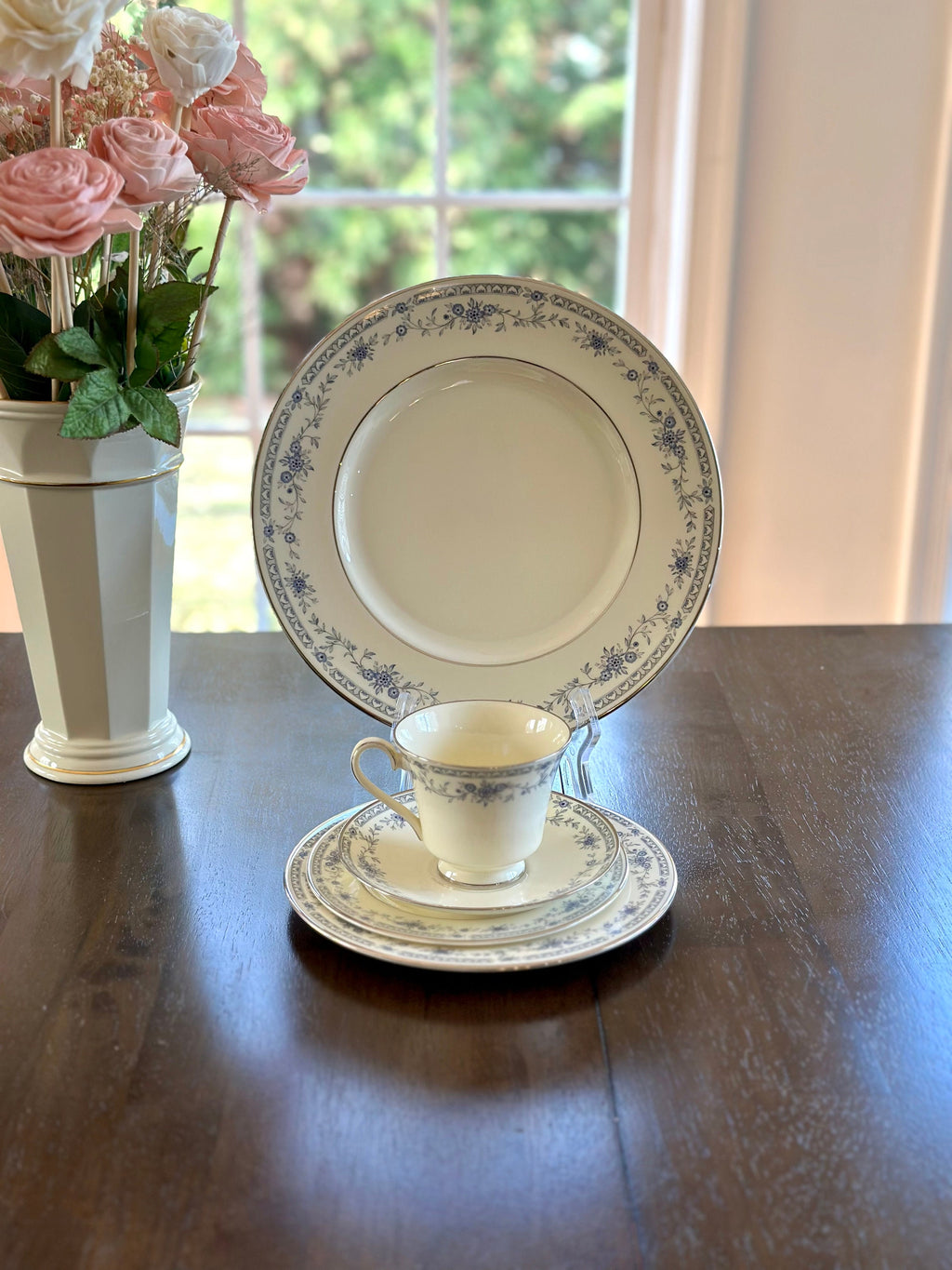 Minton Bellemeade Place Settings