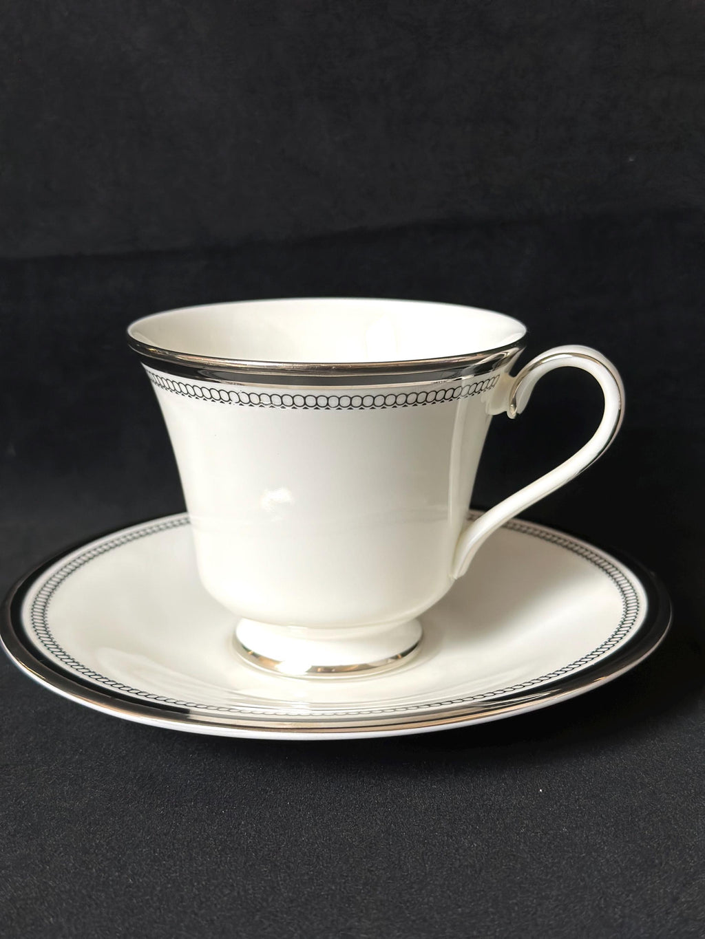 Royal Doulton Sarabande 5 Piece Place Settings