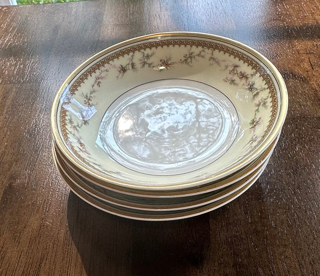 4 Haviland Limoges Yale Fruit Bowls